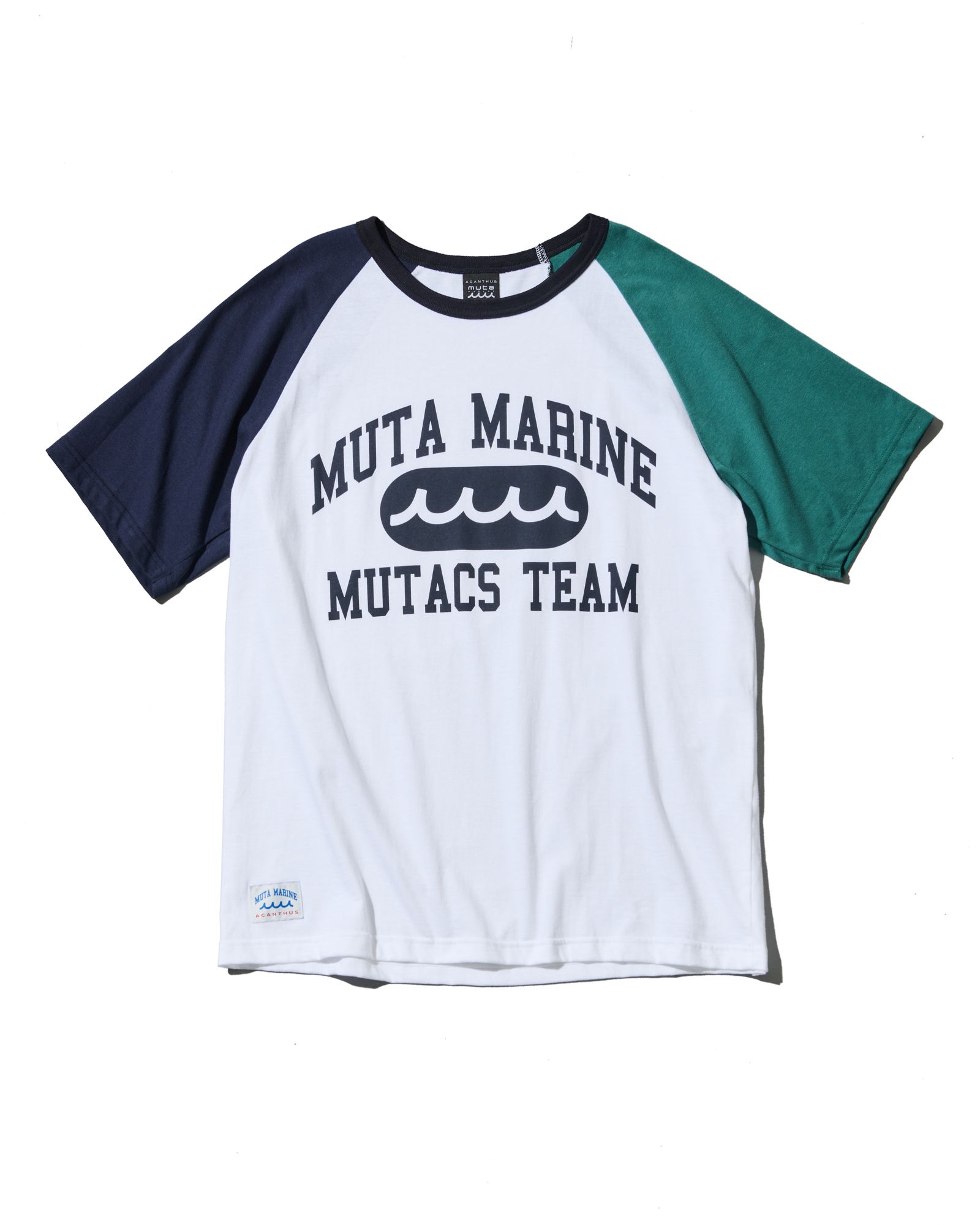 ☆先行予約☆muta MARINE × ACANTHUS  / カレッジロゴラグランスリーブTシャツ / College Logo Raglan Sleeves Tee / WHITE GREEN【MA2619】