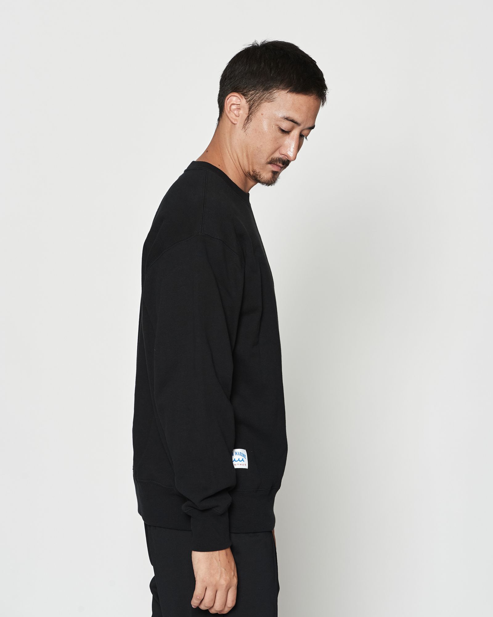 ☆先行予約☆muta MARINE × ACANTHUS  / クルーネックスウェット / Old Logo Crewneck / BLACK 【MA2632】