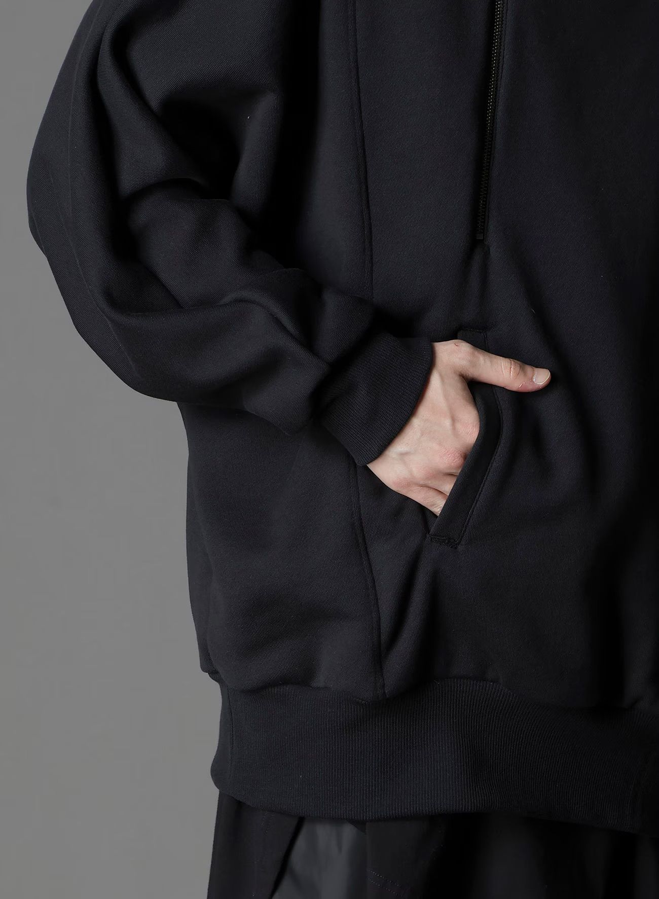 ULTIMA HEAVY FLEECE INVERTED V HOODIE SLIM / BLACK [GJ-T19-032-2]