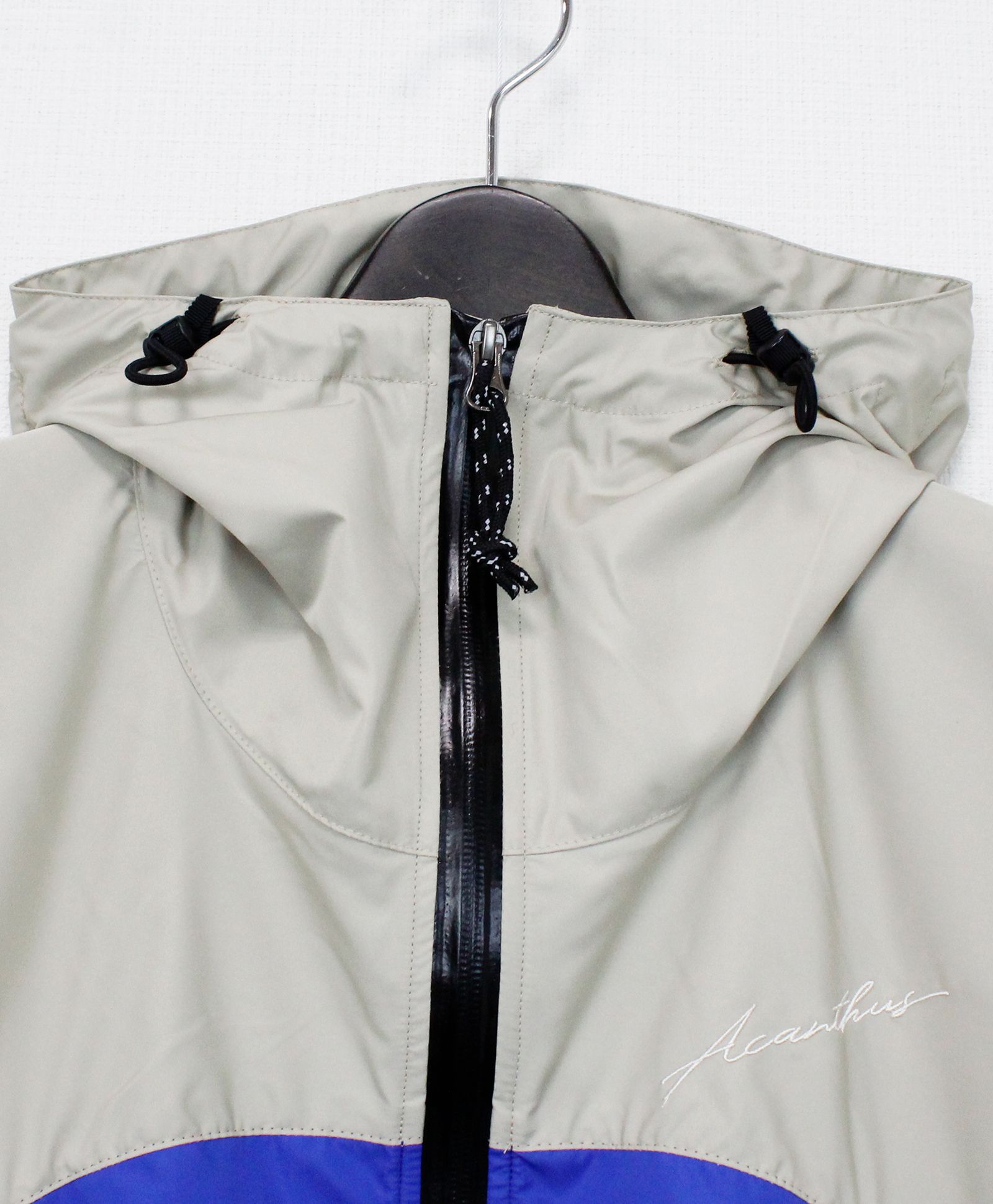 ACANTHUS / Light Shell Hooded Jacket / BEIGE x BLUE / [JK2401]