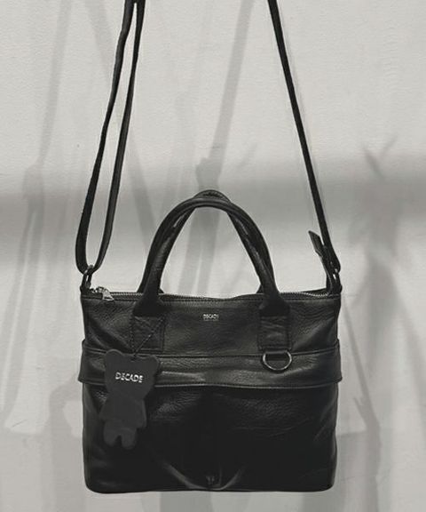 オイルドカウレザー・ハンドミニショルダーバッグ / Oiled Cow Leather Hand Mini Shoulder Bag / BLACK [DCD-01507]