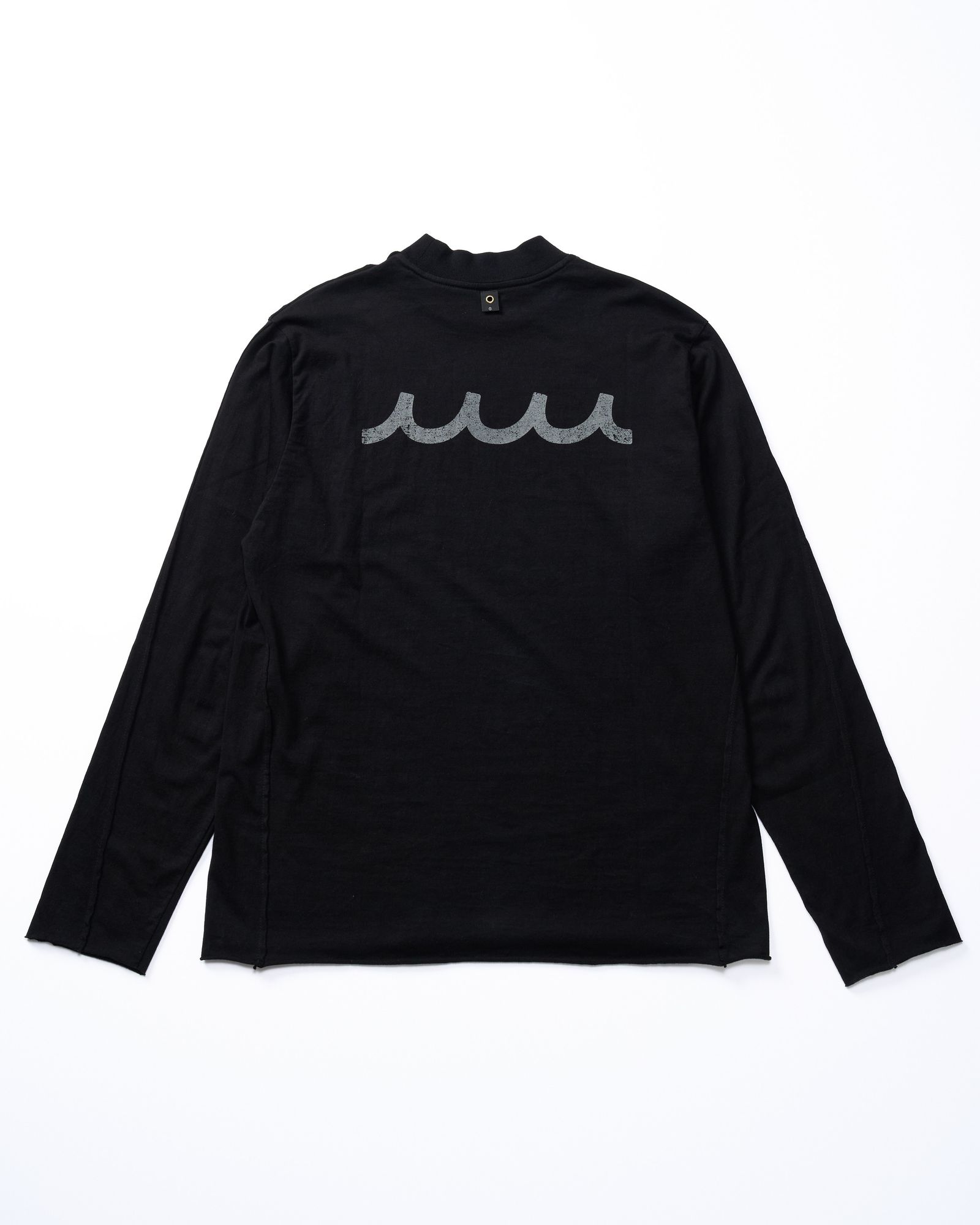 ☆先行予約☆ muta × wjk  / カットオフ モックネックロングスリーブカットソー / cut-off mock-neck L/S(printed) / DEEP BLACK [709 mw03j]