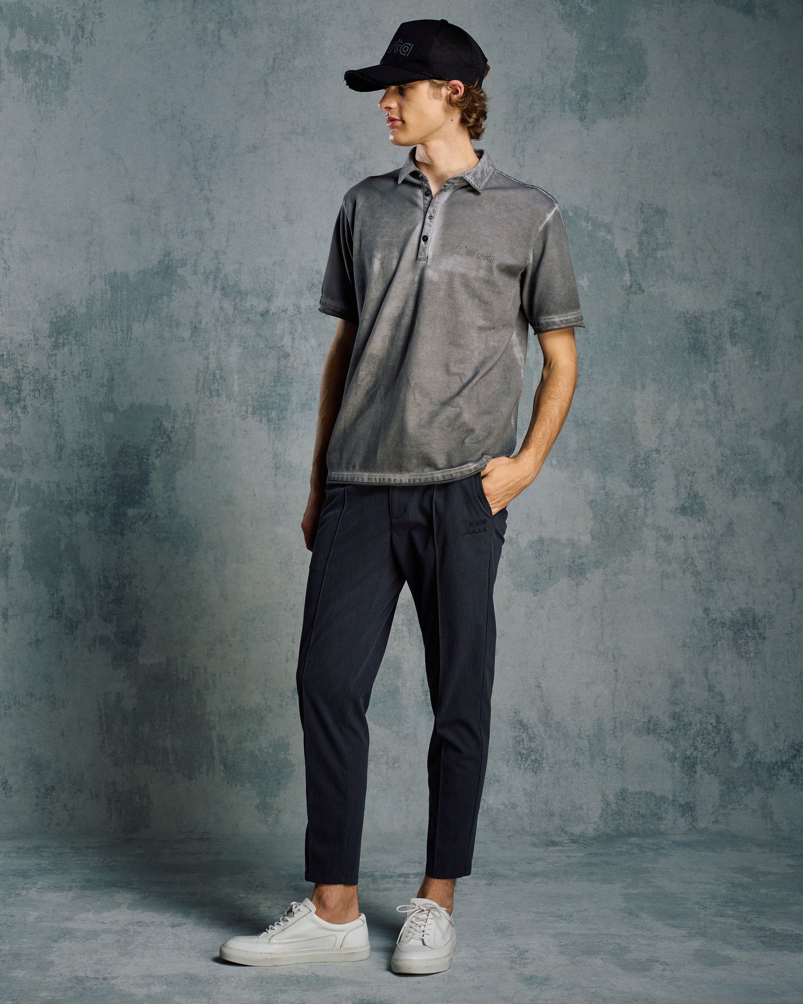 ☆先行予約☆ muta × wjk  / ピンタック イージースラックス / smart pin-tuck slacks  / CHARCOAL [501 mw01i]