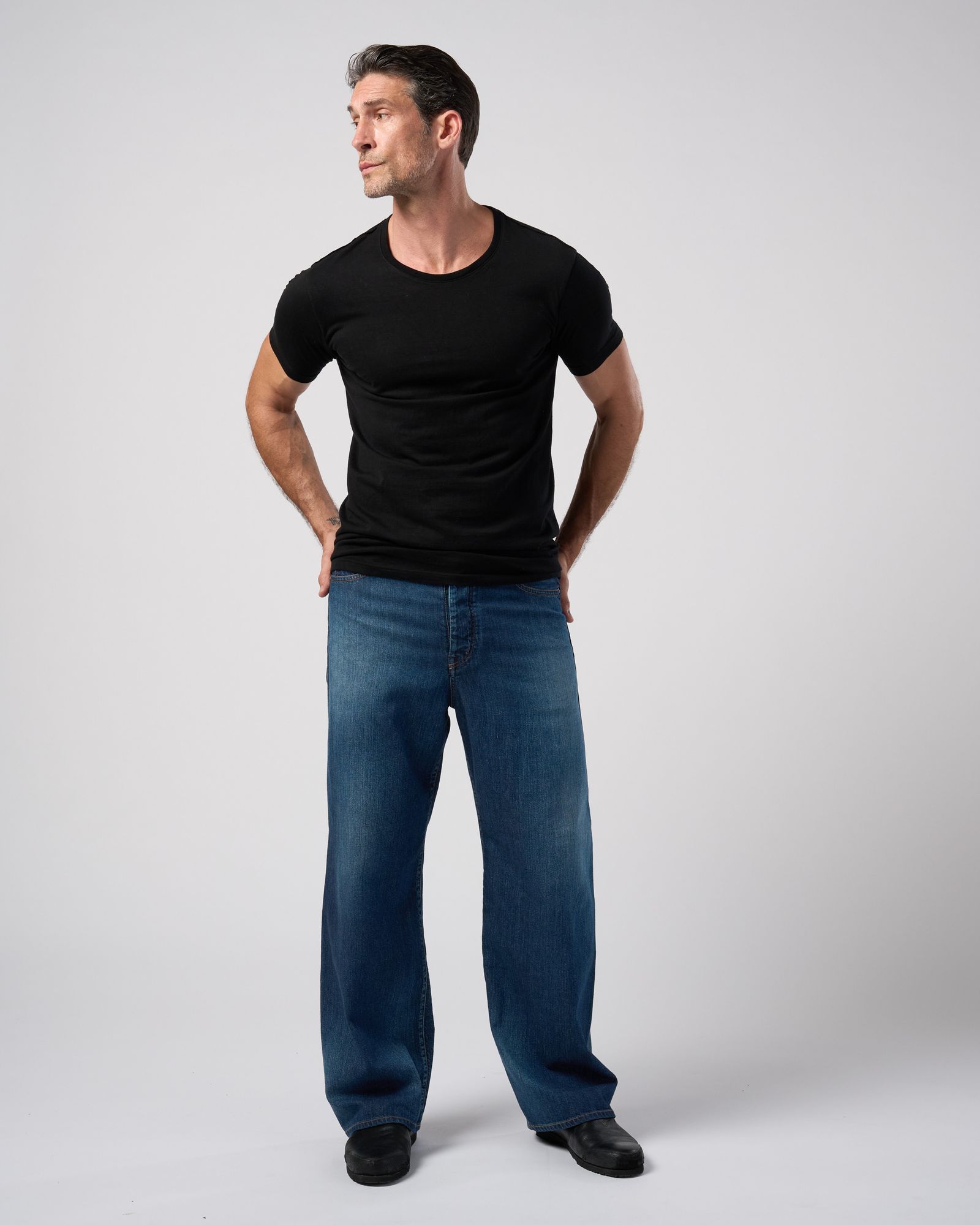 ☆先行予約☆ wjk  / スリムベーシッククルーネック半袖Tシャツ / slim basic crew-neck S/S / deep black【7005 js01k】