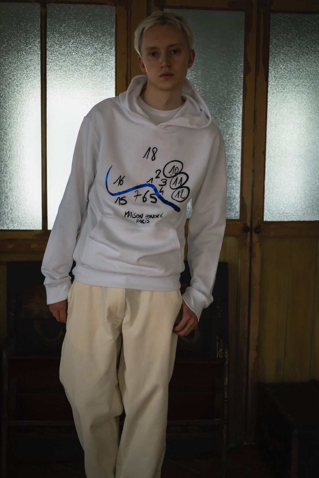 プルオーバーパーカー / Kevin Hoodie / WHITE