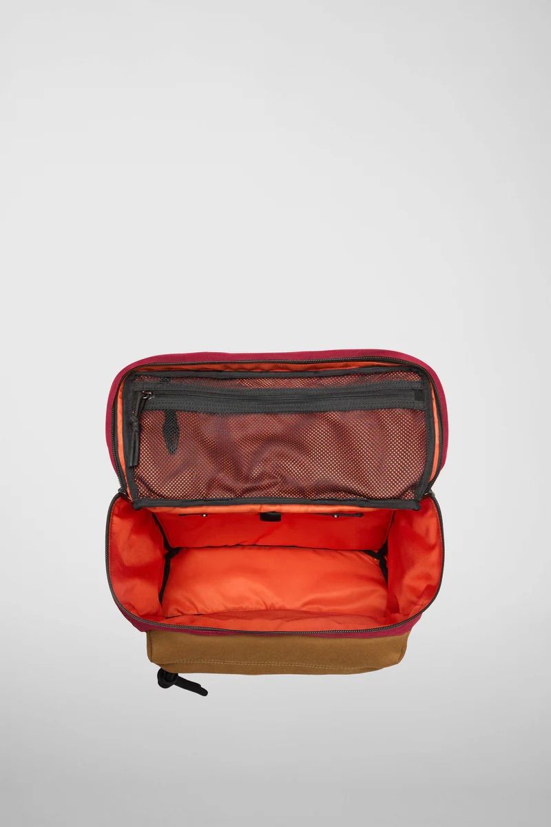 リュック バックパック ハンド ショルダー バッグ 2WAY / イースト+ウェスト リサイクルナイロン 防水 / Mサイズ / チェリーオレンジ キャメル [ZAEWCM167 CILI-ARAN-CAMEL]