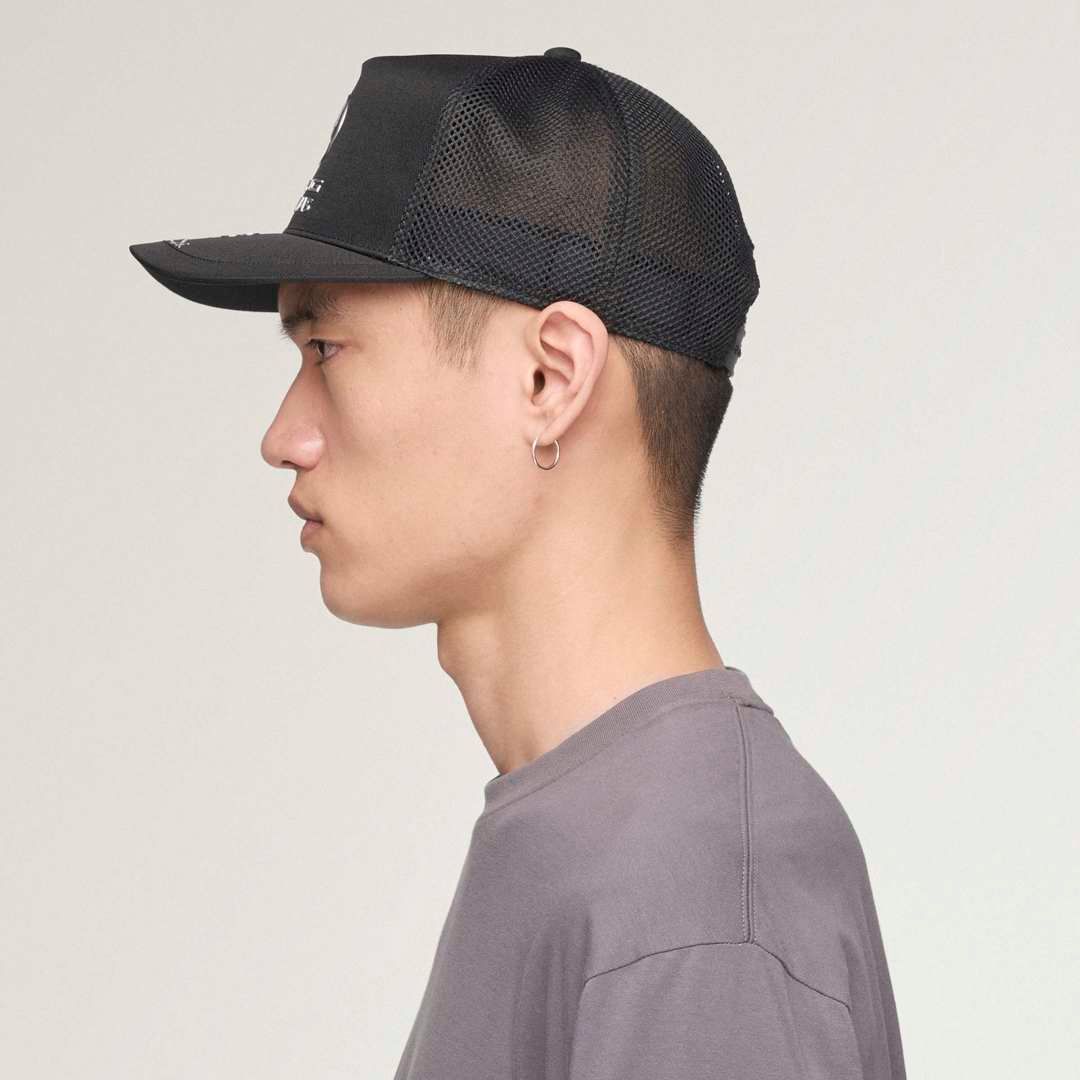 Y-3 MERCEDES-AMG PETRONAS FORMULA 1 TEAM TRUCKER CAP / BLACK  [KR4909-ACCS26]