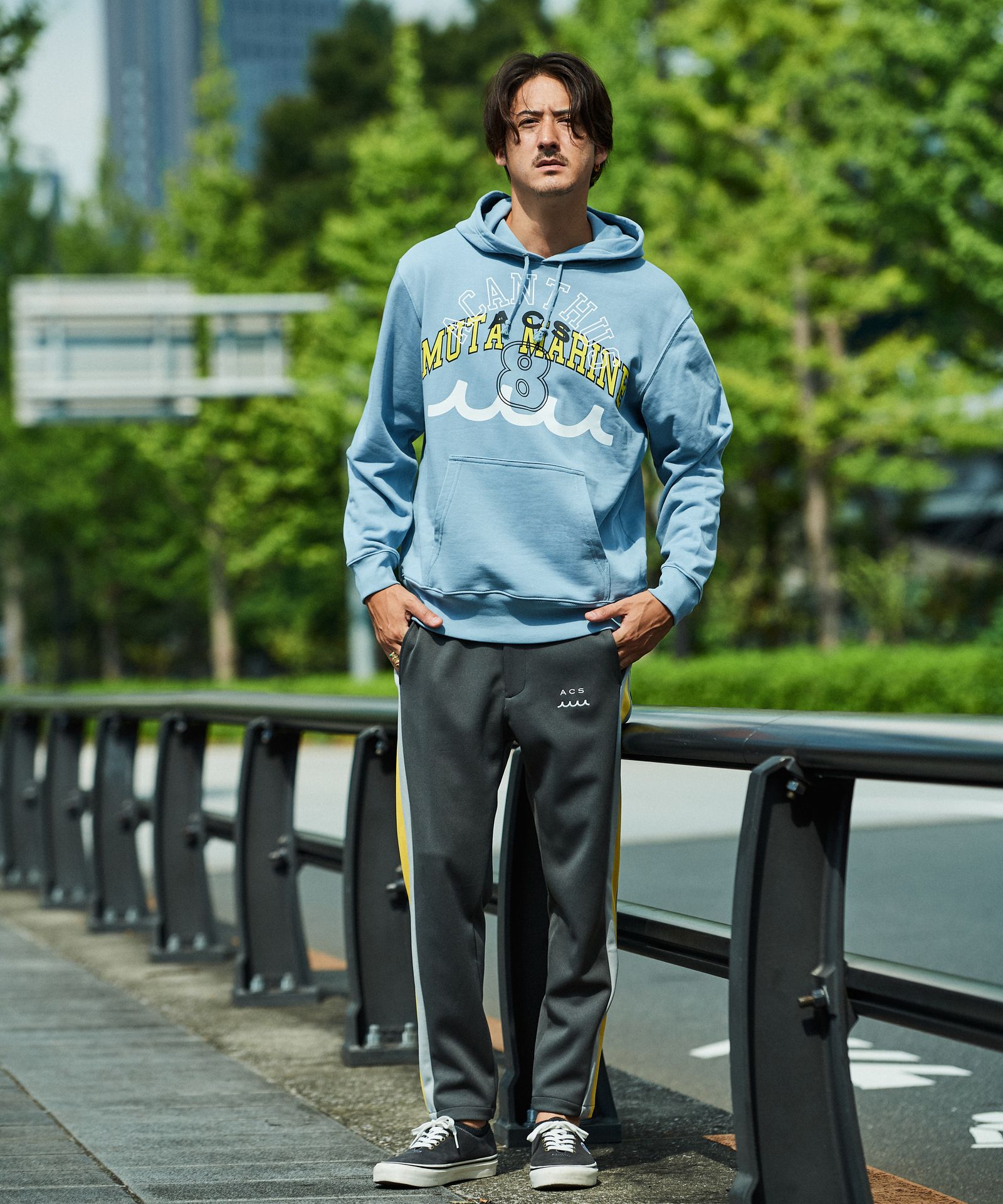 muta トレーナー ACANTHUS x muta MARINE College Logo Hooded Sweatshirt [全6色