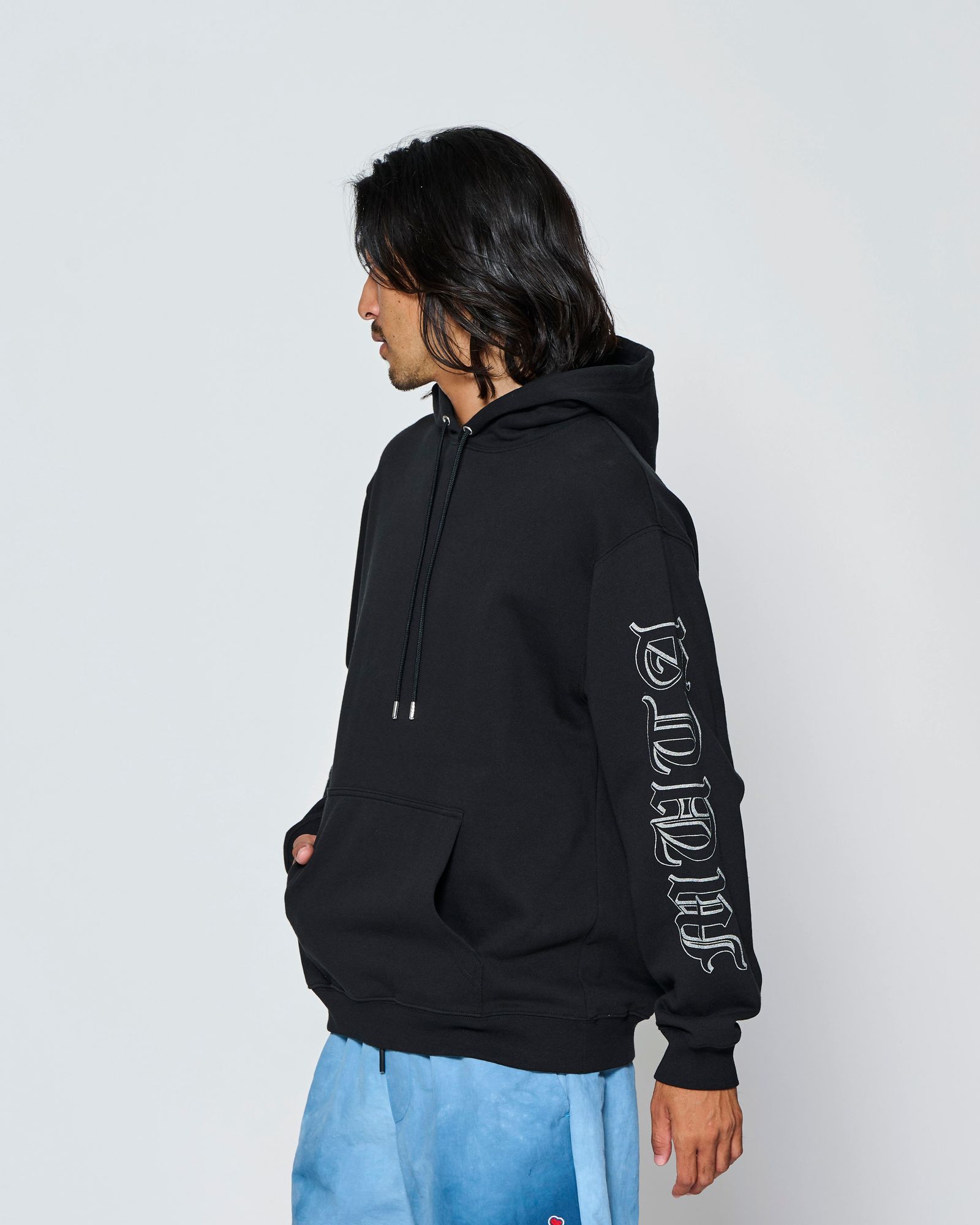 ☆先行予約☆muta MARINE × ACANTHUS  / スリーブプリントスウェットフーディー / プルオーバーパーカー /  Sleeve Print Hooded Sweatshirt / BLACK【MA2711】