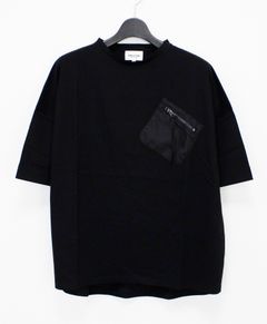 胸ポケットZIPショートスリーブTシャツ / ブラック【341038】