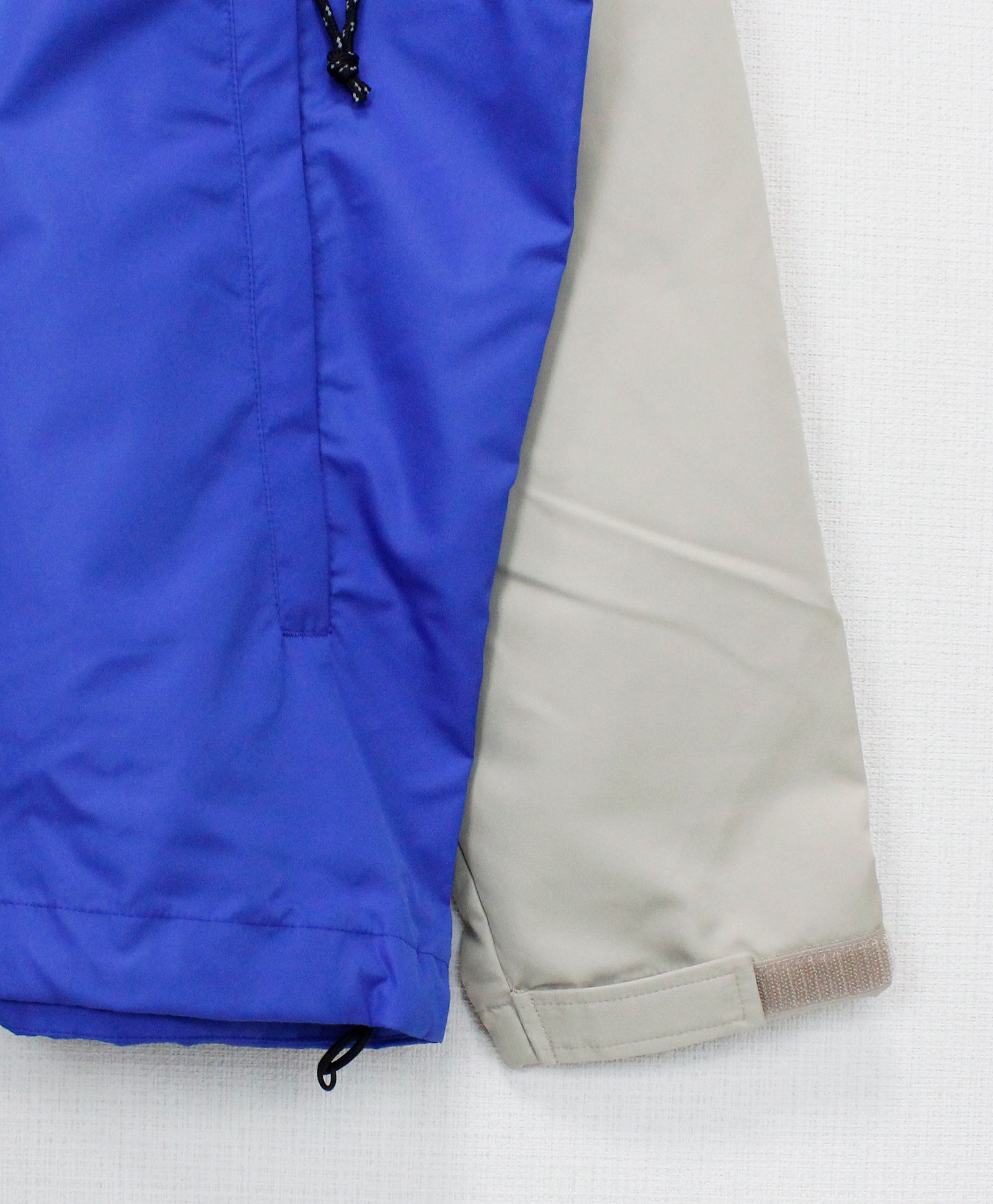 ACANTHUS / Light Shell Hooded Jacket / BEIGE x BLUE / [JK2401]
