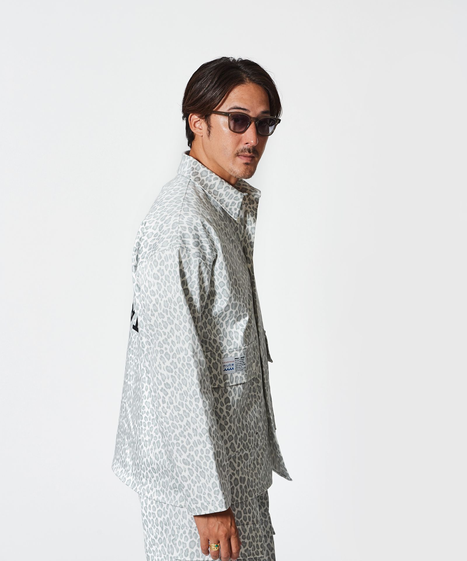 ACANTHUS × muta MARINE / muta Military Shirt Jacket / ミリタリーシャツジャケット / WHITE LEOPARD 【MA2502】