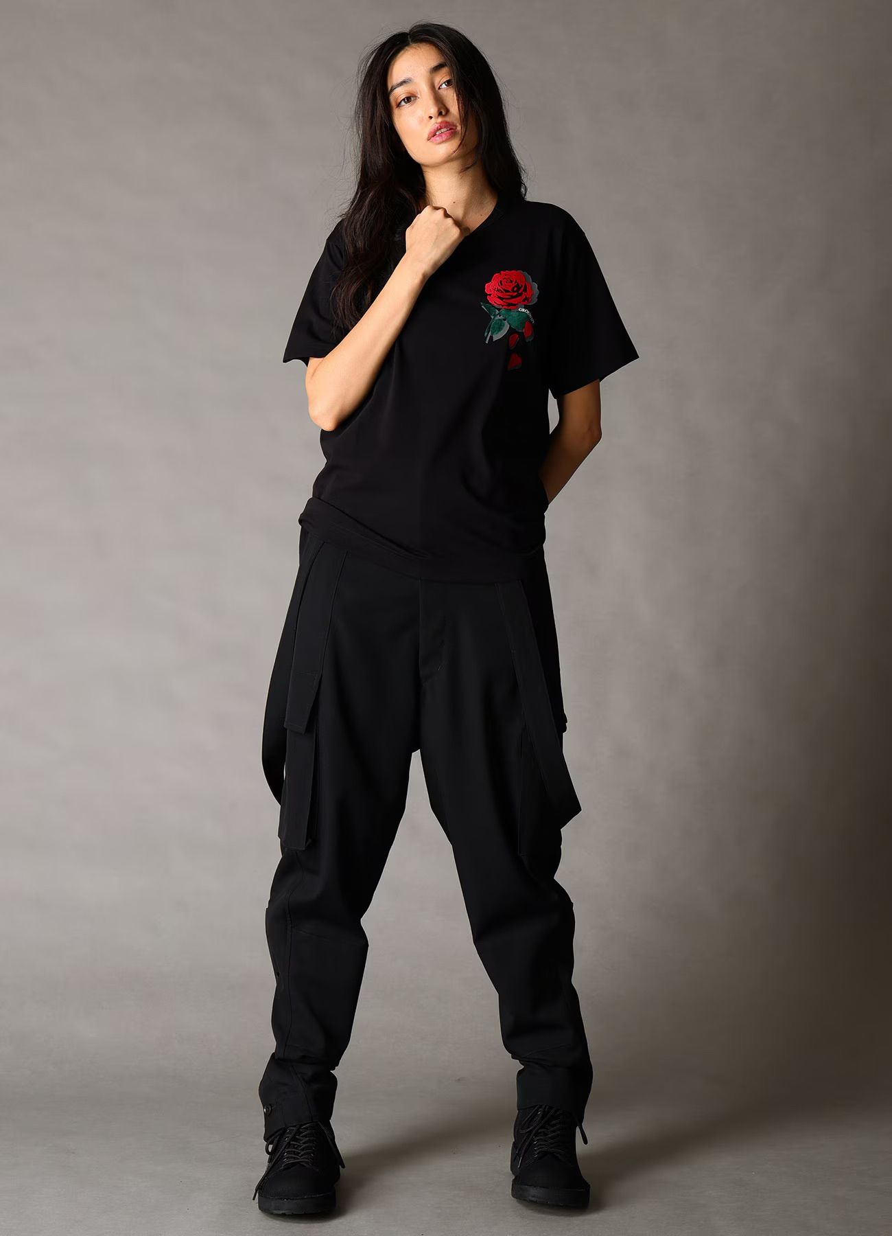 ROSE T-SHIRT / BLACK [GQ-T02-071-1]