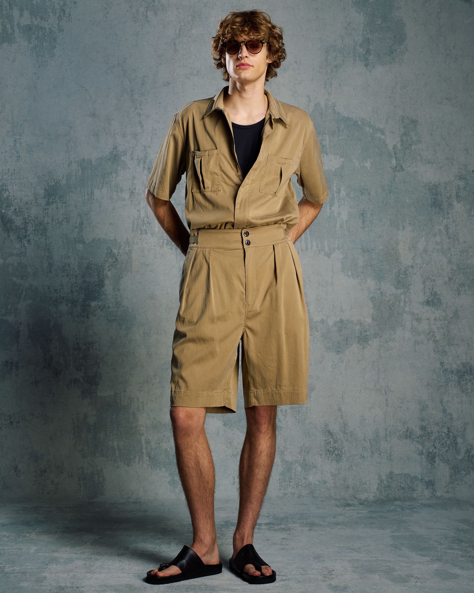 ☆先行予約☆ フロントジップハーフスリーブシャツ /  front-zip shirt H/S / DULL BEIGE [4906 cu01i]