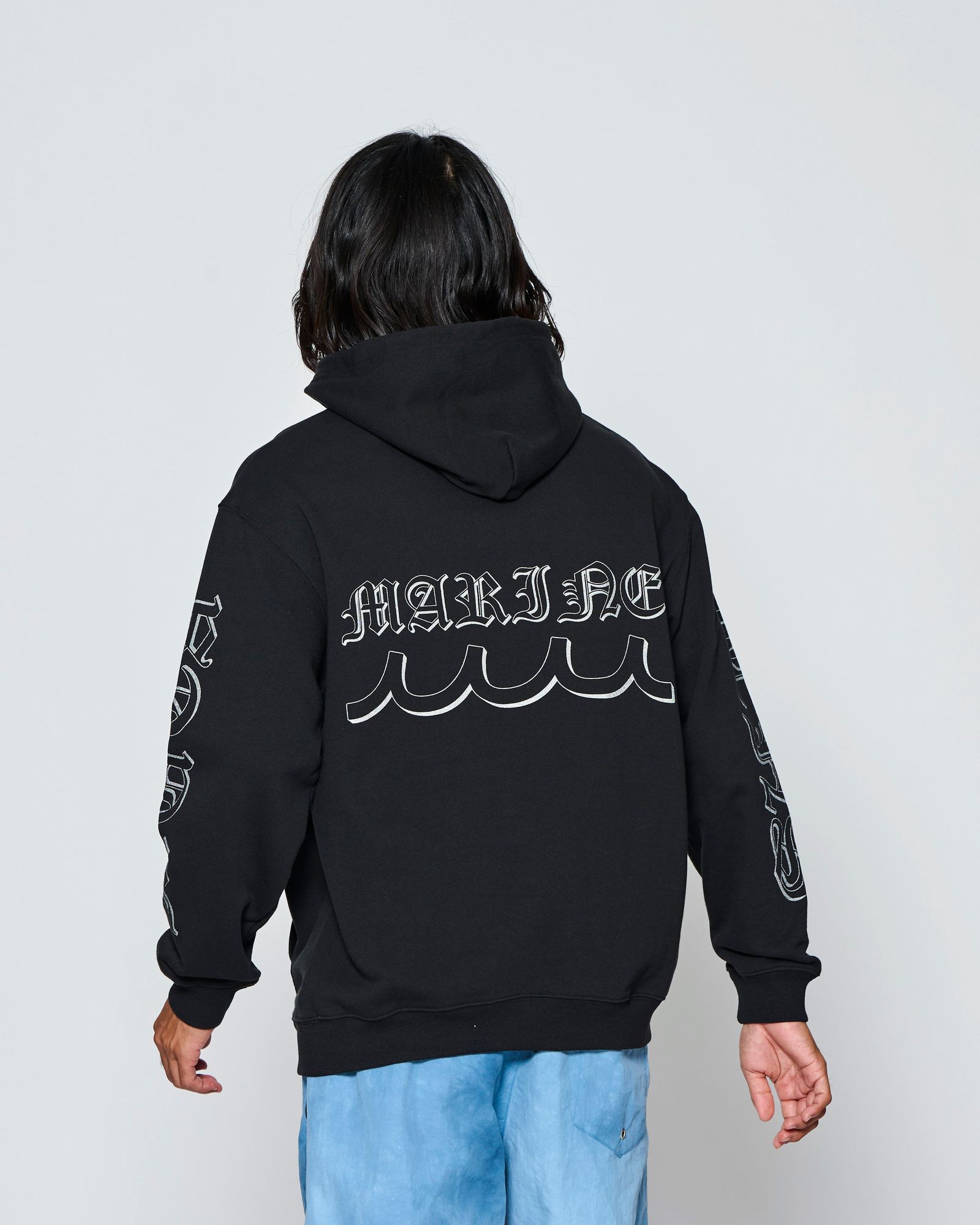 ☆先行予約☆muta MARINE × ACANTHUS  / スリーブプリントスウェットフーディー / プルオーバーパーカー /  Sleeve Print Hooded Sweatshirt / BLACK【MA2711】
