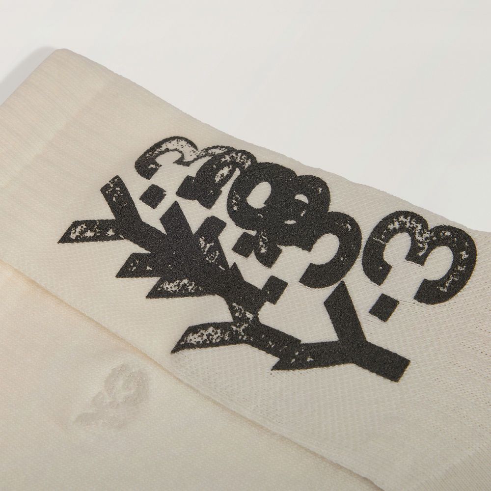 ソックス / Y-3 GRAPHIC CREW SOCKS / CHALK WHITE [KT3210-ACCS26]