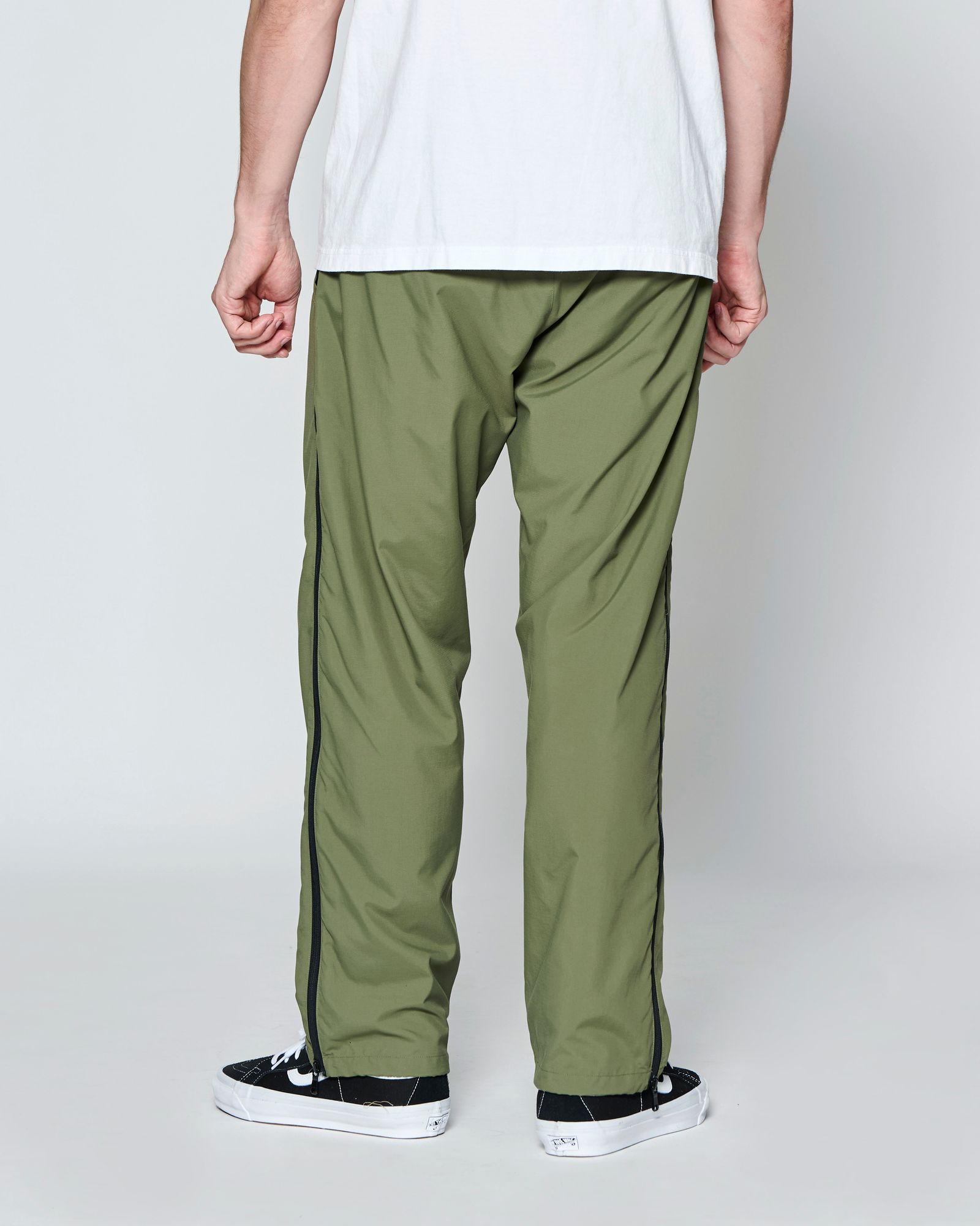 ☆先行予約☆ SUPPLEX® ナイロン ジップパンツ  /  SUPPLEX® Nylon Contrast Zip Pants / OLIVE 【PT2703】