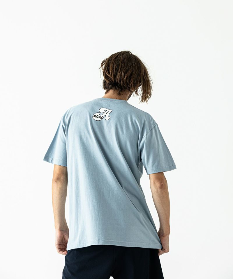 ACANTHUS x muta MARINE / muta College Logo Tee / カレッジロゴTシャツ / BLUE