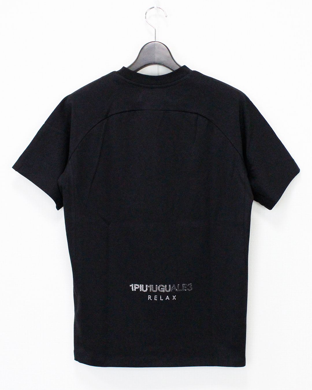 1PIU1UGUALE3 RELAX × PEANUTS / スヌーピー ラインストーン半袖Tシャツ / ブラック【UST-26095】