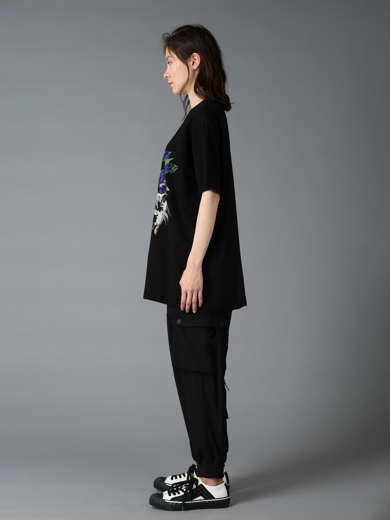 JERSEY CAT AND EDELWEISS T-SHIRT / BLACK [GW-T78-070-2]