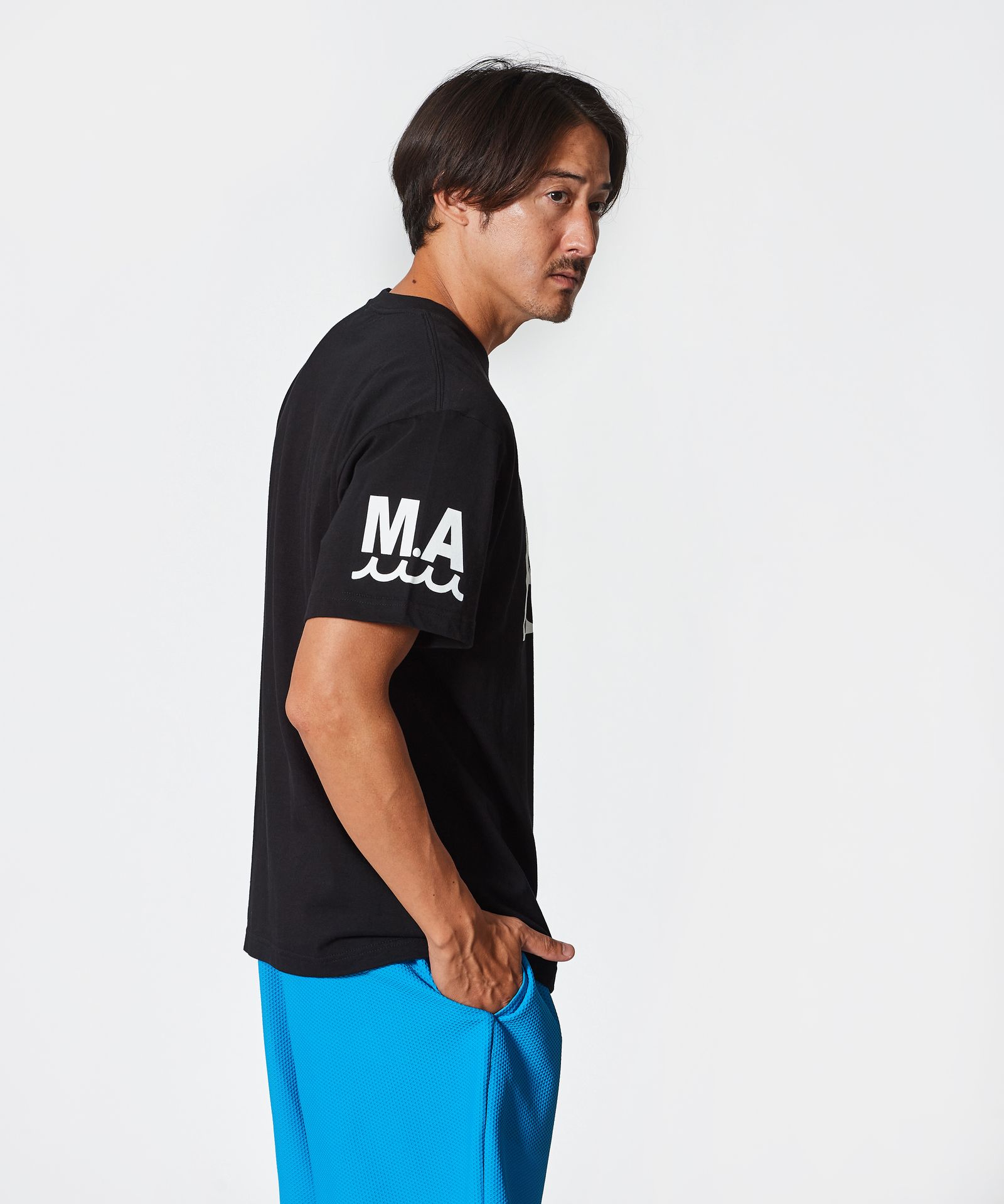 ACANTHUS × muta MARINE / muta MA Logo Tee / ロゴTシャツ / BLACK 【MA2514】