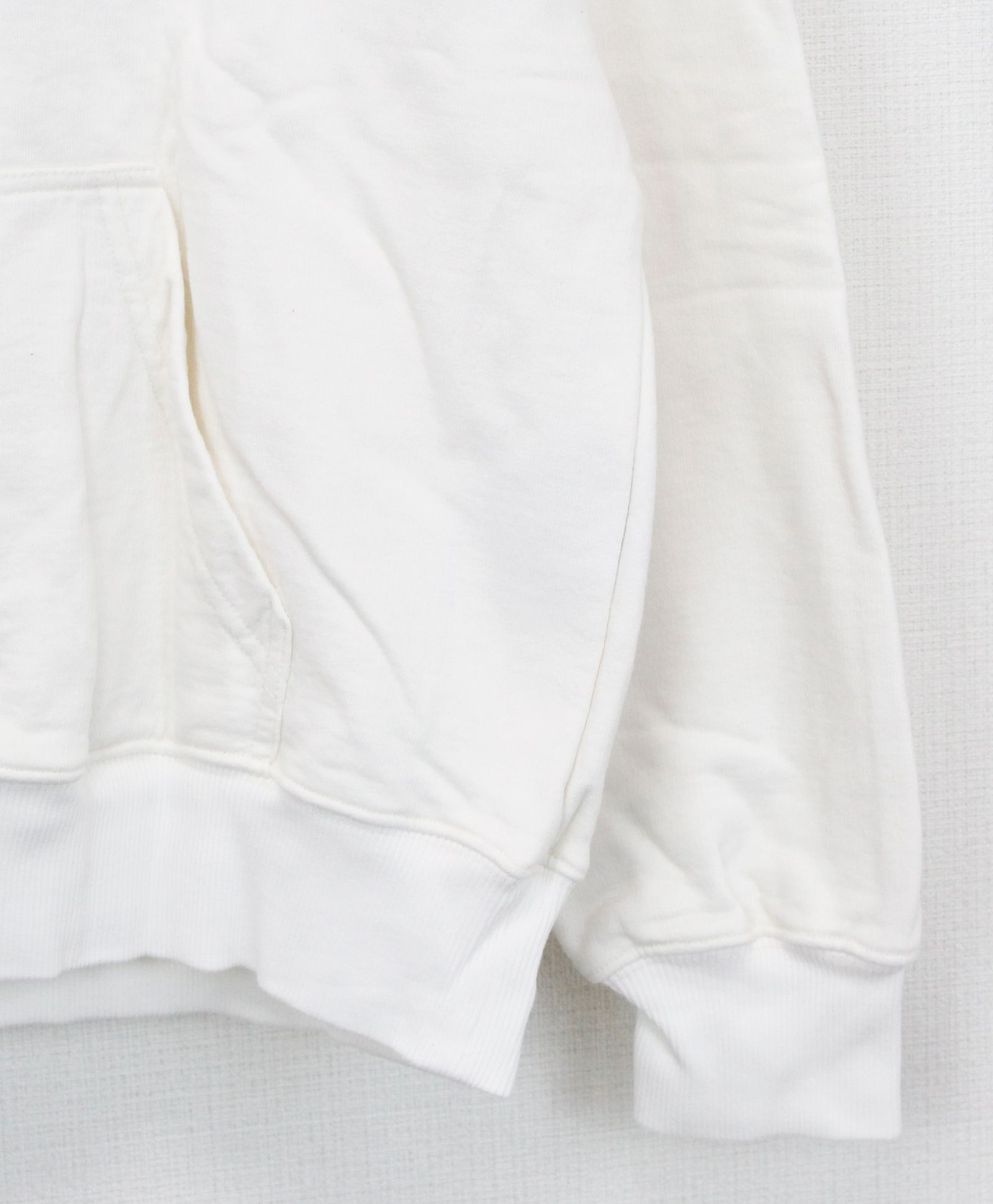 プルオーバーパーカー / BACKTOVIET HOODIE  / WHITE 【HOW 713】