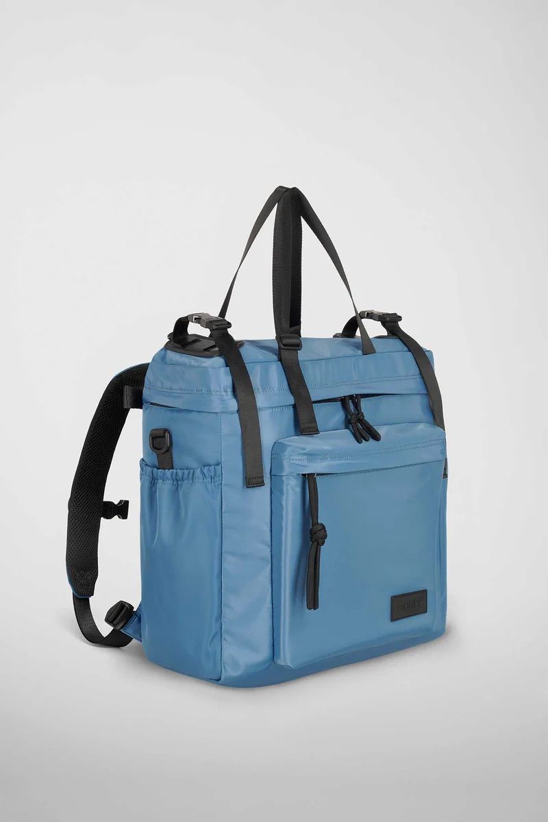 リュック バックパック ハンド ショルダー バッグ 2WAY / イースト+ウェスト リサイクルナイロン 防水 / Lサイズ / ライトブルー [ZAEWRL017 BLU CIARO]