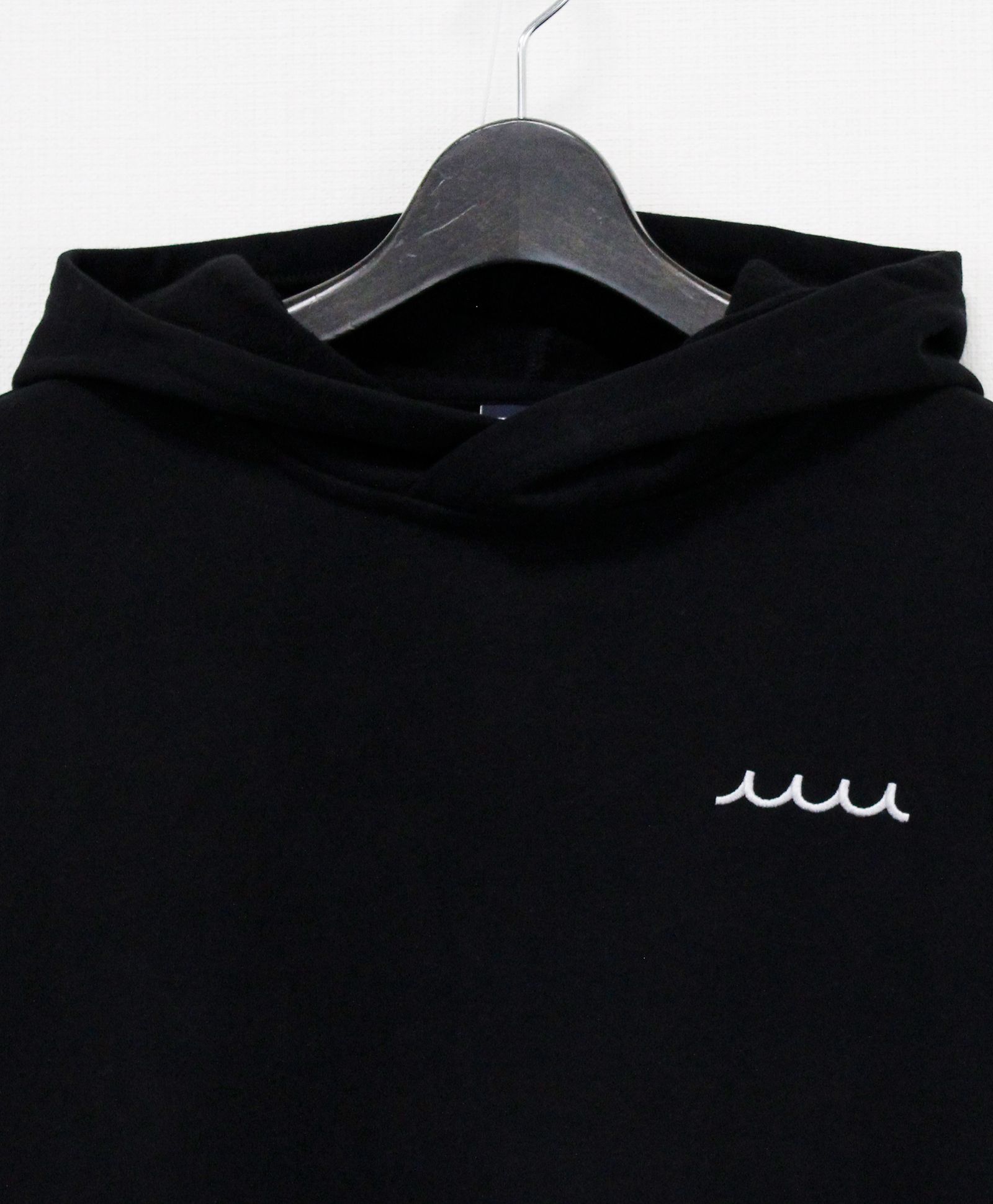 ユニセックス /  BIG プルオーバーパーカー (バイカラー) / ブラック [MMSG-241215]