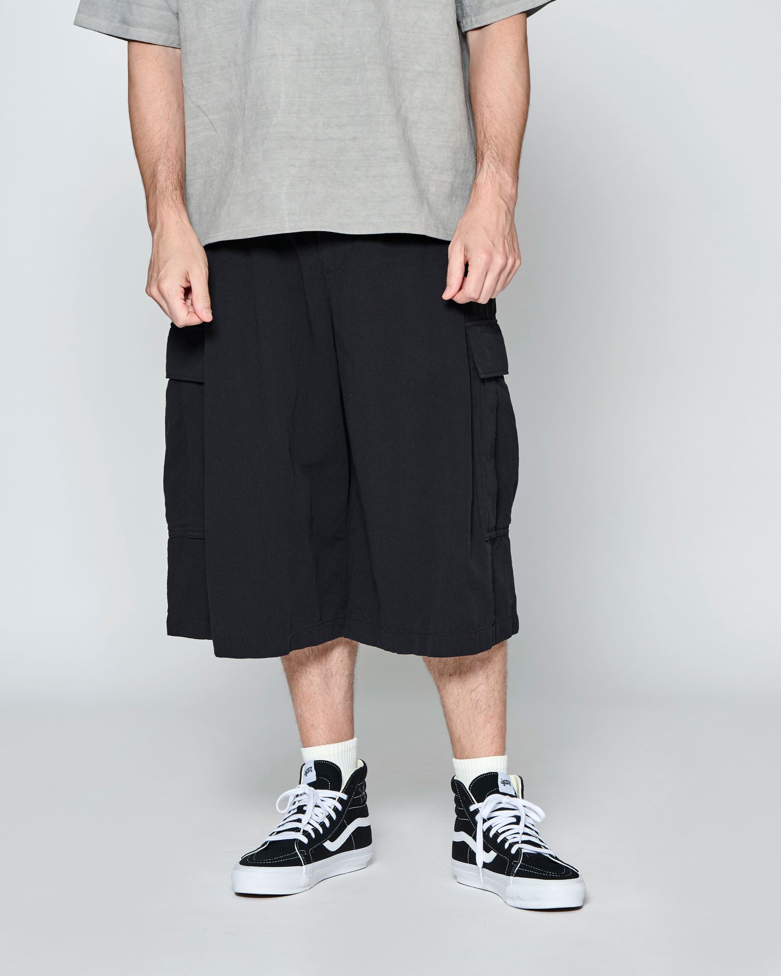 ☆先行予約☆ バギーカーゴショーツ  /  Baggy Cargo Shorts / BLACK 【PT2702】