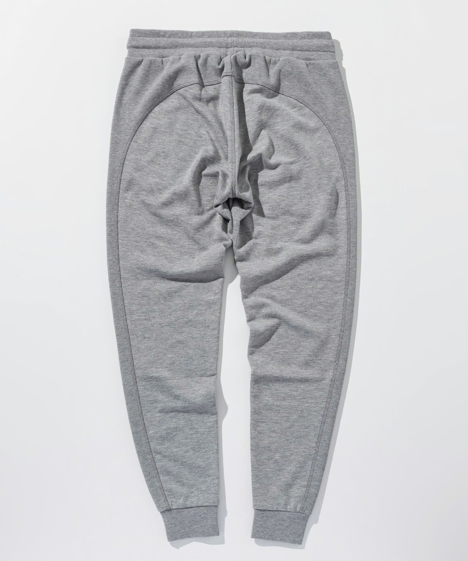 EMBOSSED LOGO JOGGER PANTS / エンボスロゴ ジョガーパンツ / グレー【USB-26083】