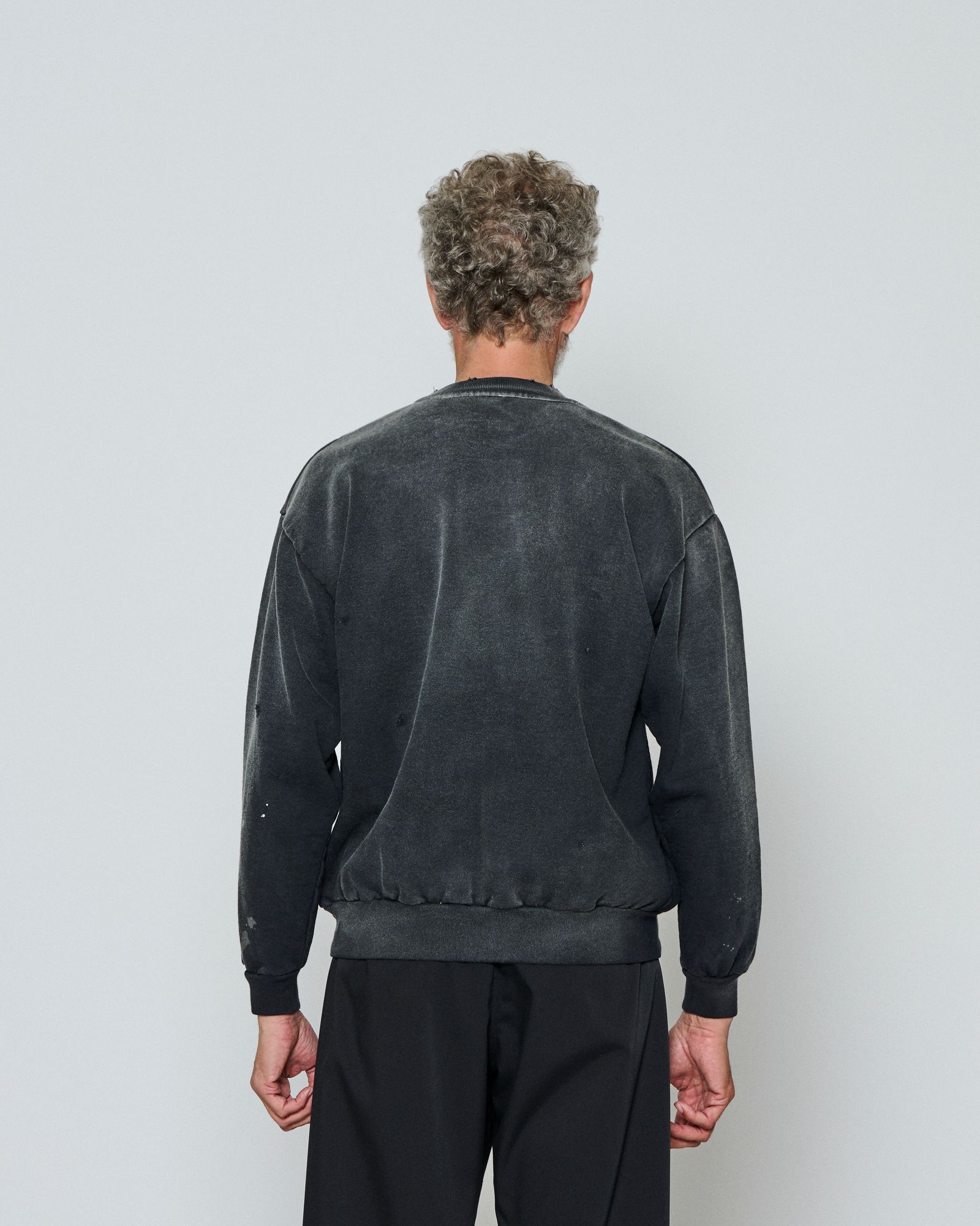 ☆先行予約☆  ダメージクルーネックスウェット / Damaged Crewneck Sweatshirt / FADED BLACK 【DH2503】