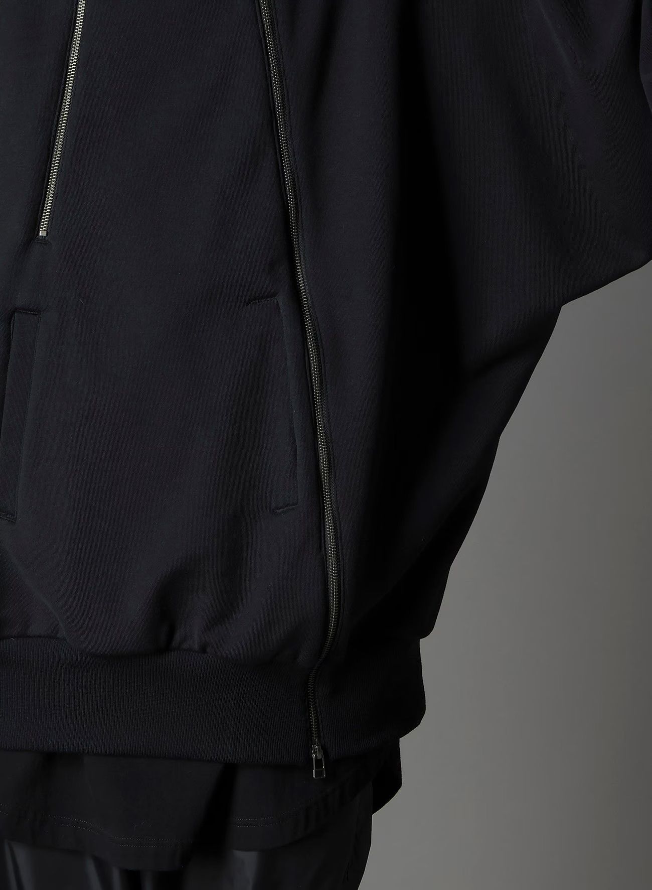 ULTIMA HEAVY FLEECE INVERTED V HOODIE SLIM / BLACK [GJ-T19-032-2]