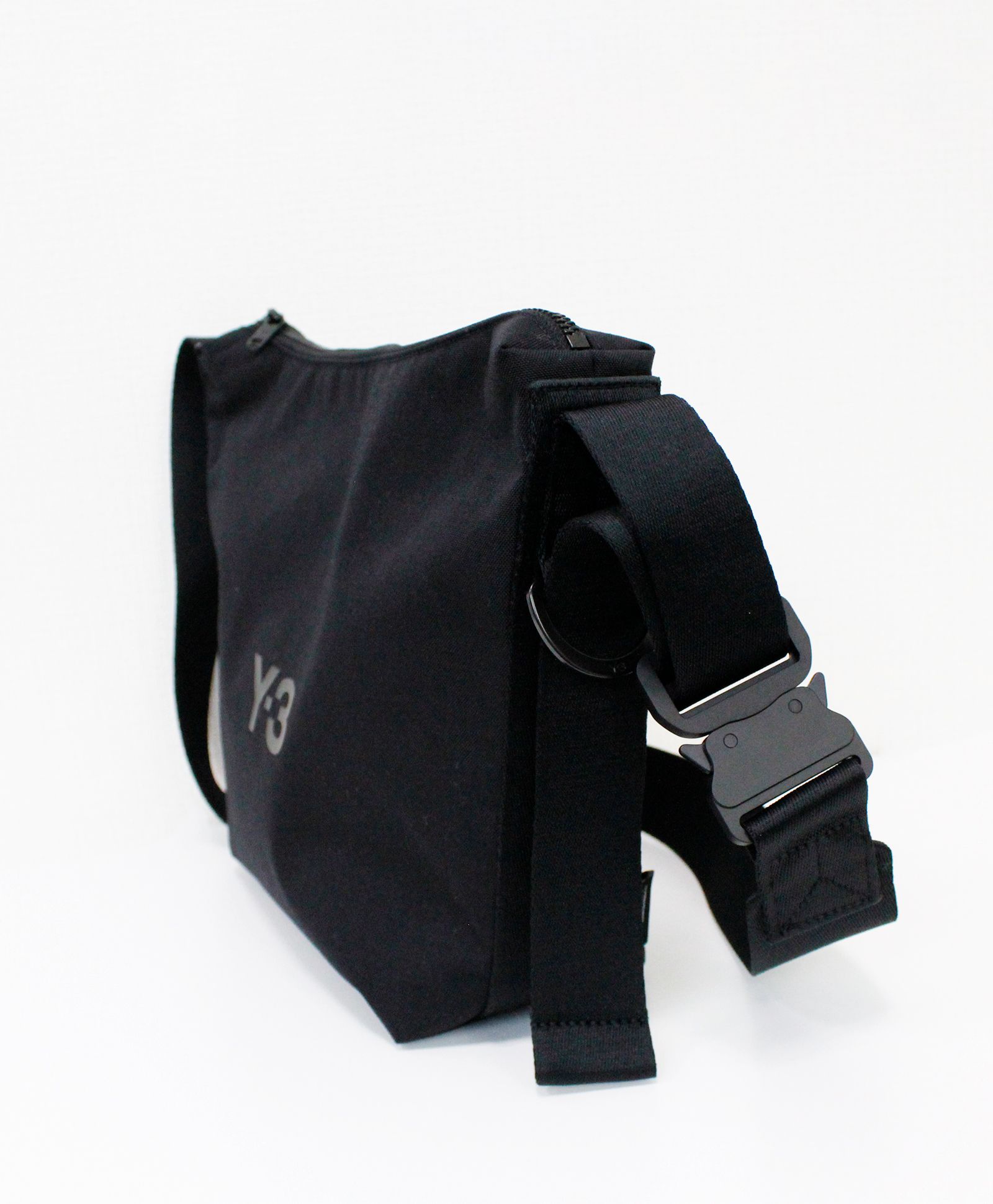 クロスボディバッグ / Y-3 CROSS BODY BAG / BLACK [JW6216-ACCS26]