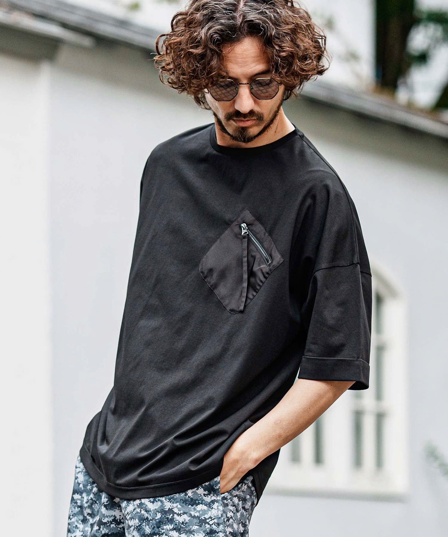 胸ポケットZIPショートスリーブTシャツ / ブラック【341038】