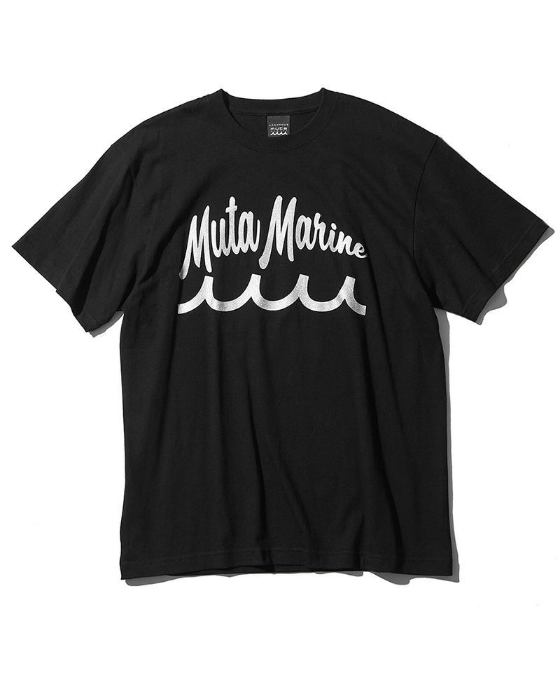 【2025年】エレガントファッションを上品に着 ACANTHUS - ACANTHUS x muta MARINE / muta Script Logo Tee / T トップス