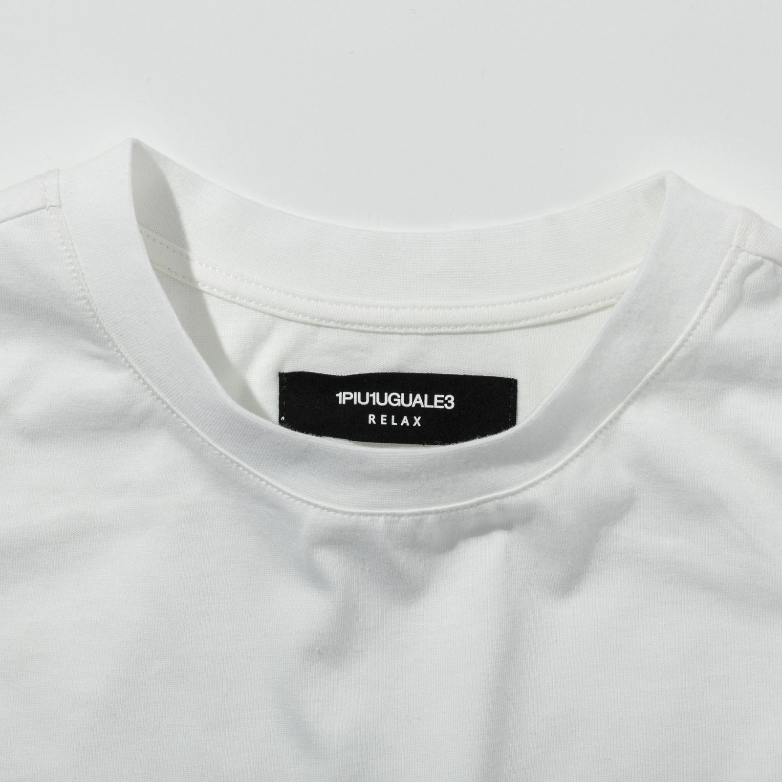 1PIU1UGUALE3 RELAX × PEANUTS / スヌーピー ラインストーン半袖Tシャツ / ホワイト【UST-26056】