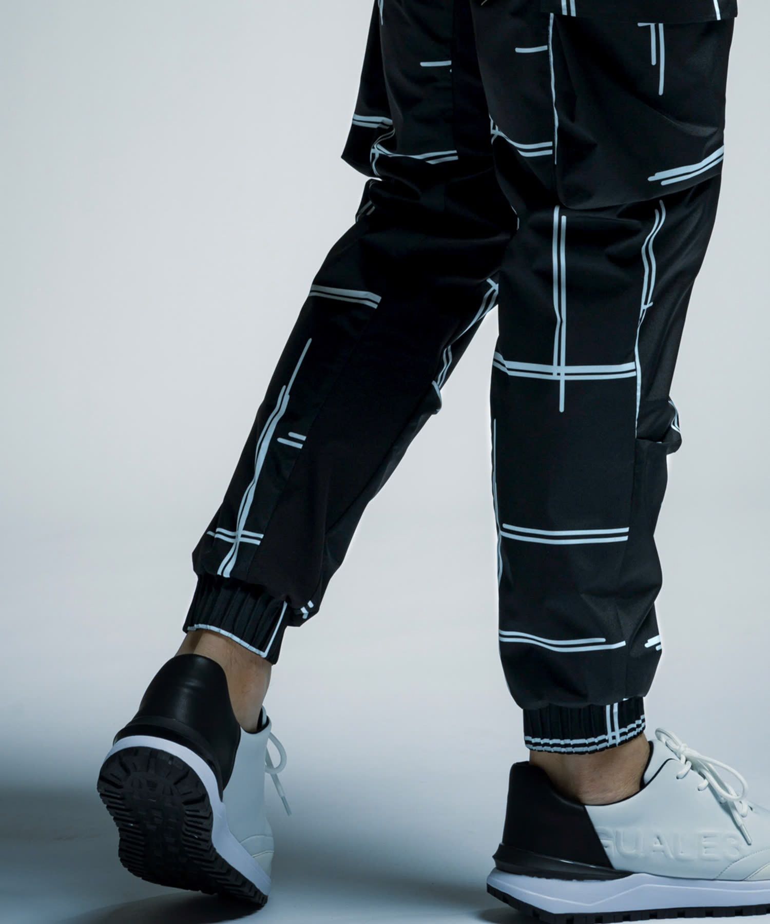 ☆先行予約☆1PIU1UGUALE3 RELAX × +phenix / ルーズカーゴパンツ / WINDSTOPPER プロダクト by GORE-TEX LABS /ウィンドストッパー / ゴアテックス / ブラック×ホワイト【USB-26132】