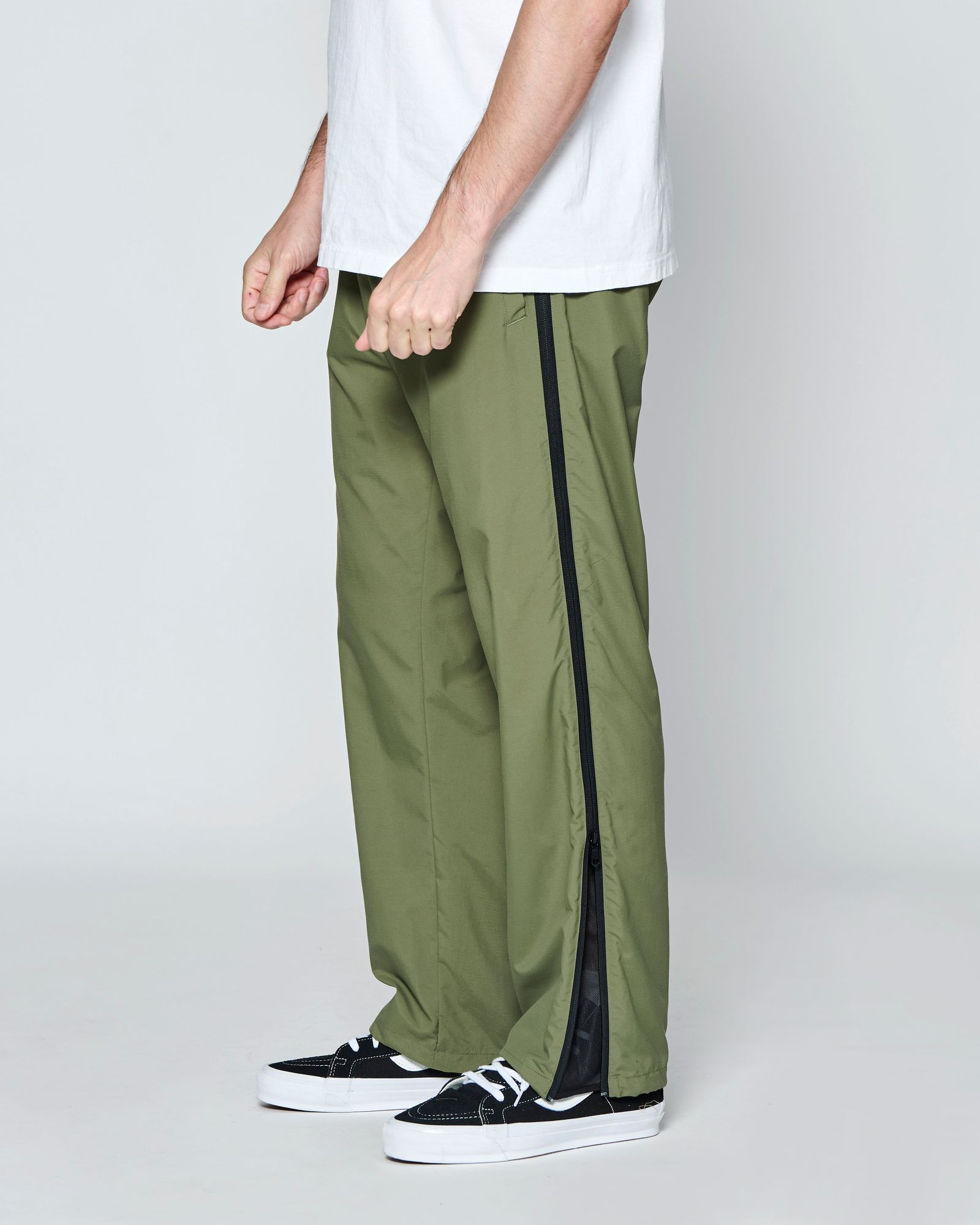 ☆先行予約☆ SUPPLEX® ナイロン ジップパンツ  /  SUPPLEX® Nylon Contrast Zip Pants / OLIVE 【PT2703】