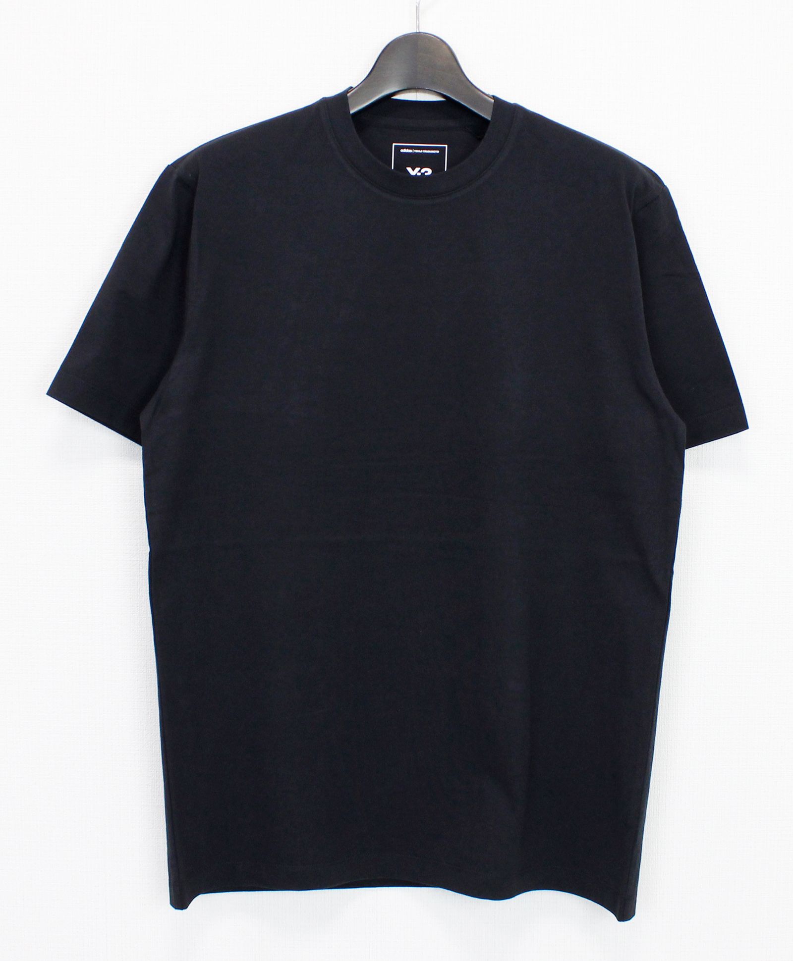 Y-3 Tシャツ BLACK Y-3 Yohji Yamamoto Tシャツ - black/off white | FWRD