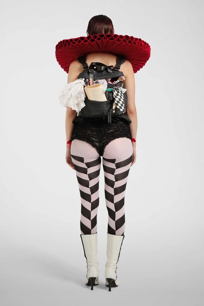 リュック バックパック ハンド ショルダー バッグ 2WAY / イースト+ウェスト リサイクルナイロン 防水 / Sサイズ / ブラック [ZAEWRS001 NERO]