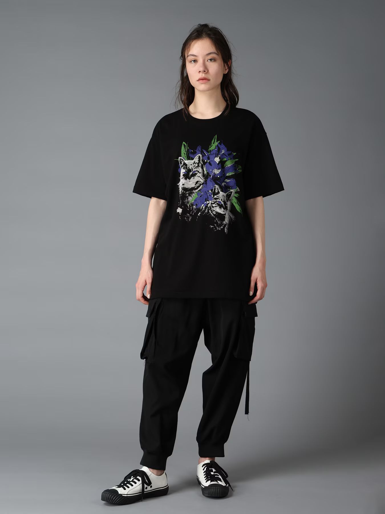 JERSEY CAT AND EDELWEISS T-SHIRT / BLACK [GW-T78-070-2]