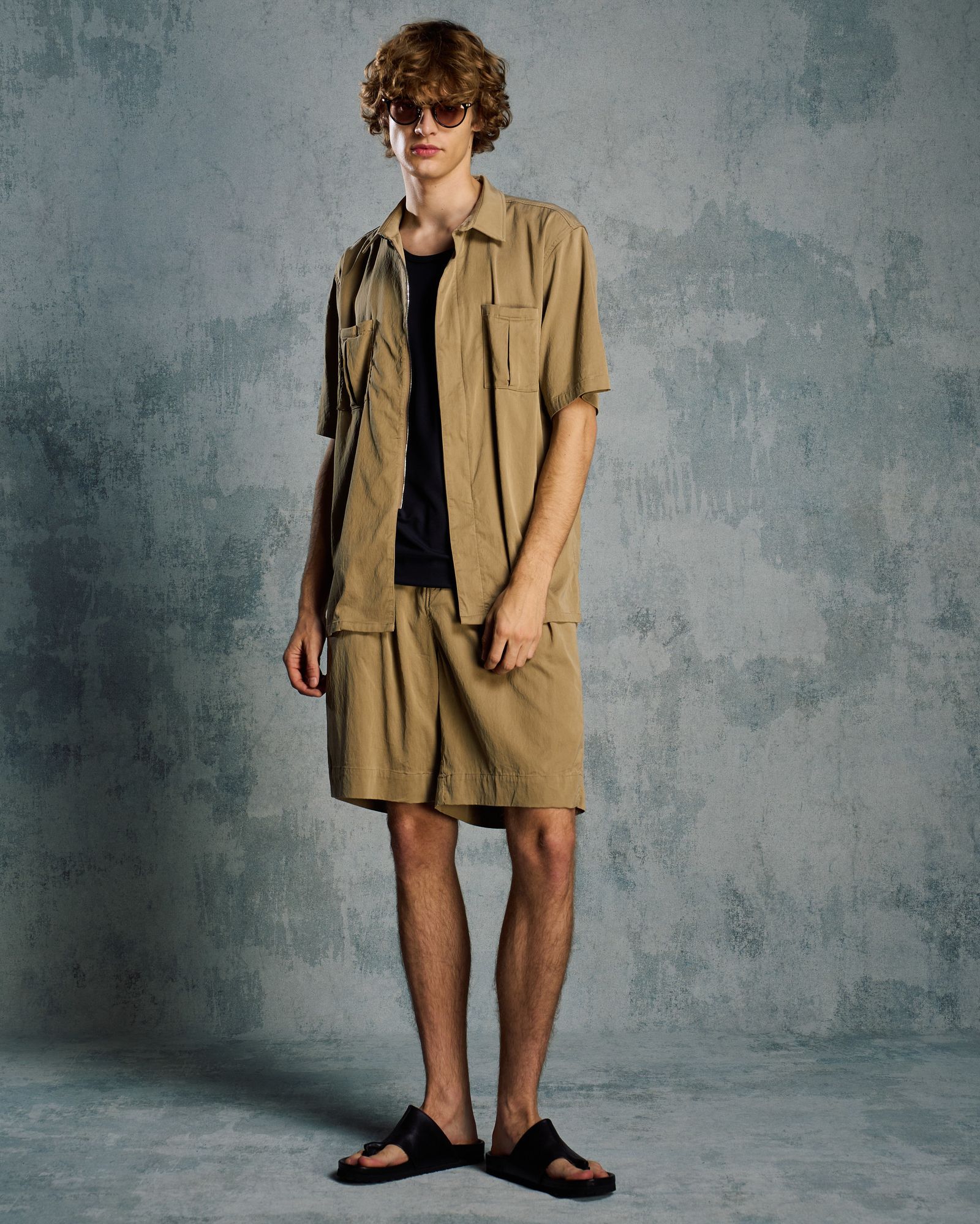 ☆先行予約☆ フロントジップハーフスリーブシャツ /  front-zip shirt H/S / DULL BEIGE [4906 cu01i]