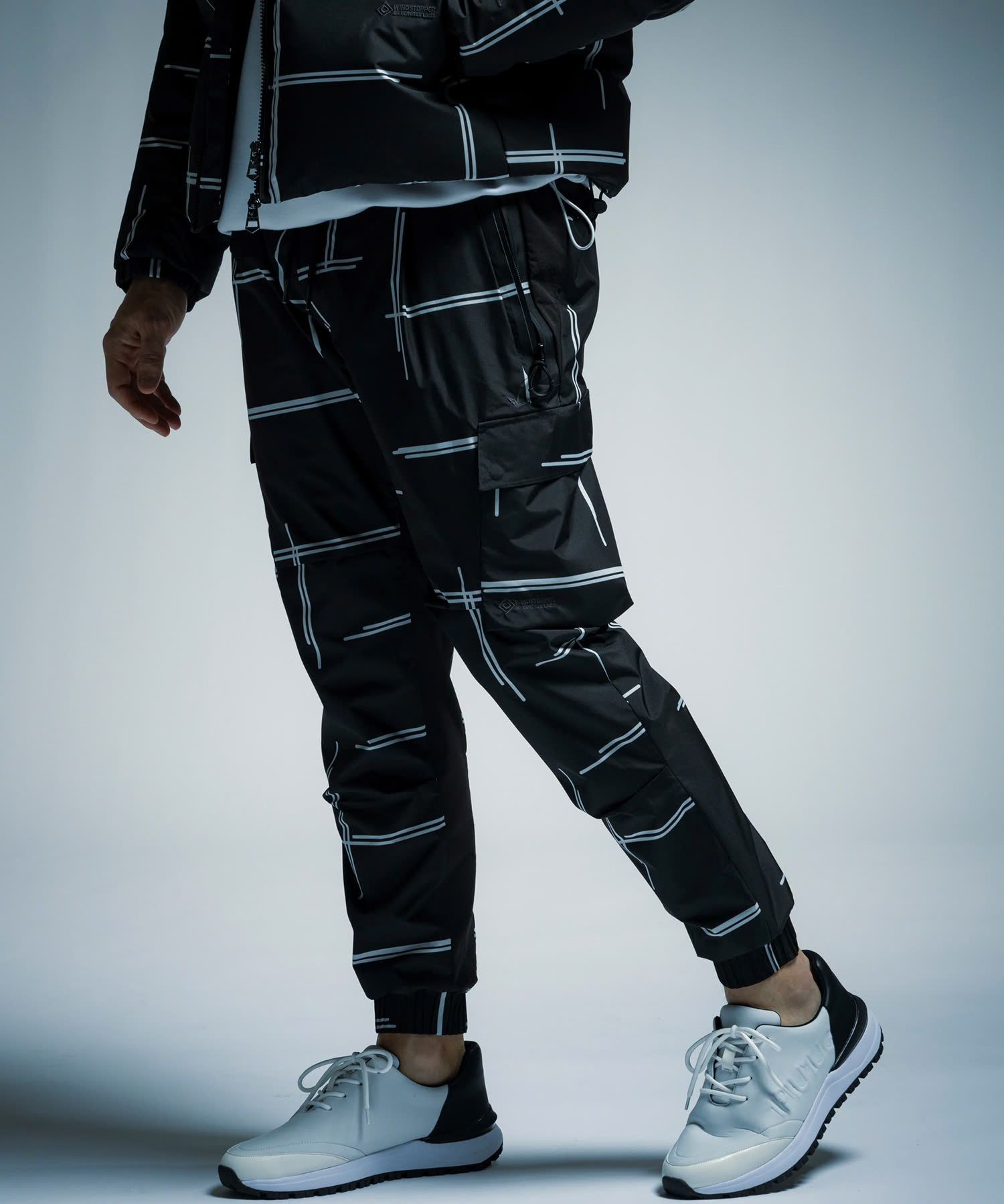 ☆先行予約☆1PIU1UGUALE3 RELAX × +phenix / ルーズカーゴパンツ / WINDSTOPPER プロダクト by GORE-TEX LABS /ウィンドストッパー / ゴアテックス / ブラック×ホワイト【USB-26132】