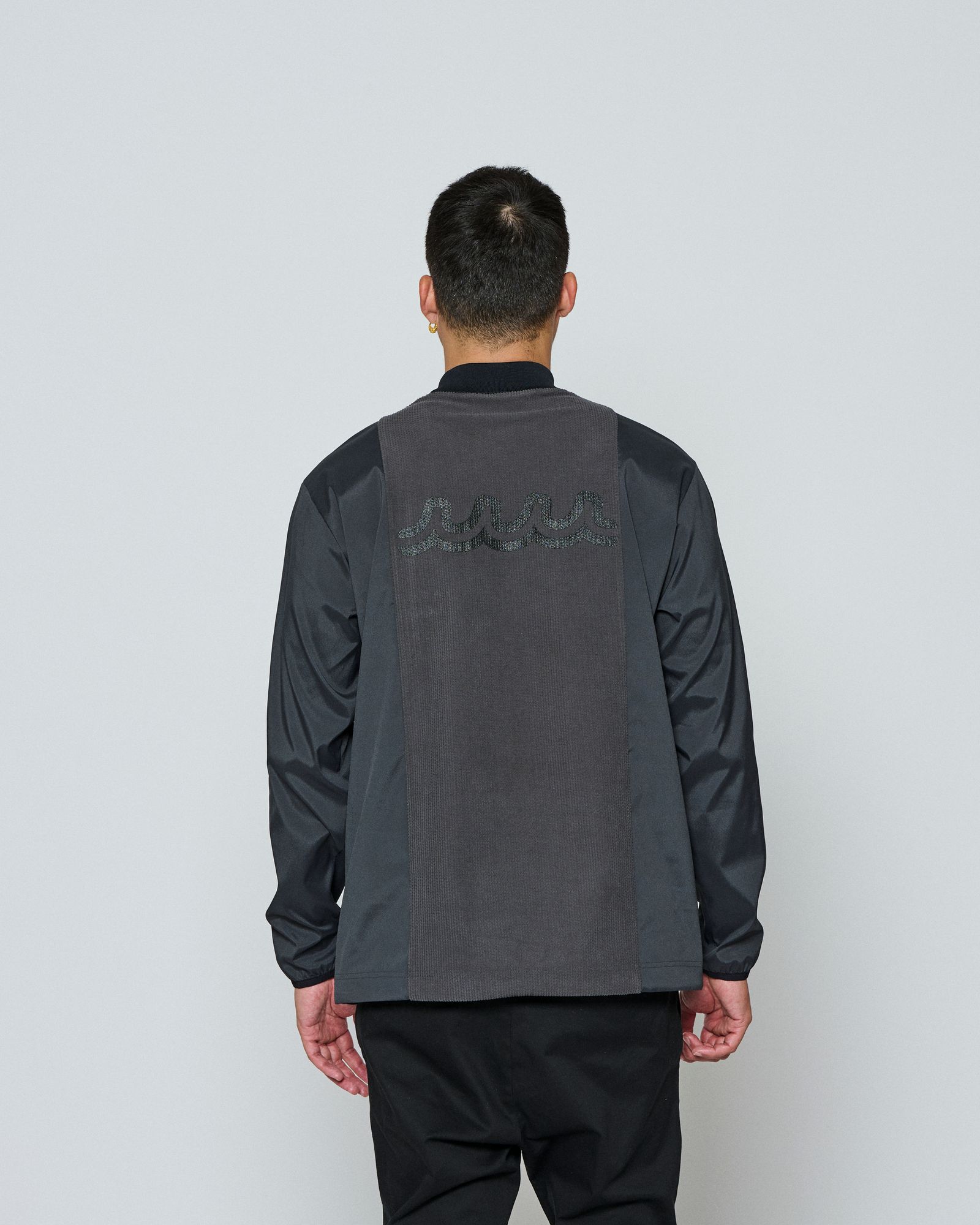 ☆先行予約☆ muta MARINE × ACANTHUS / モックネックロングスリーブトップ / Split Mockneck L/S Top / CHARCOAL 【MA2658】