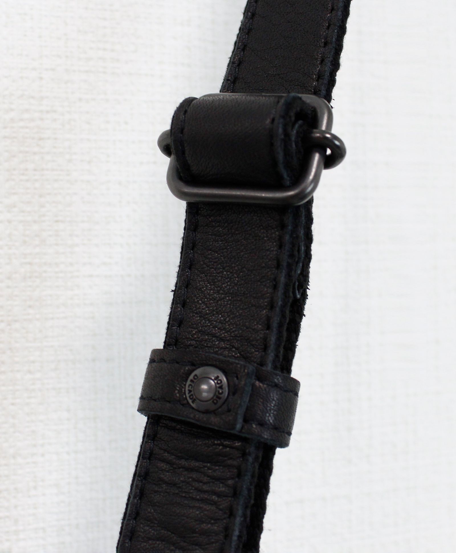 オイルドカウレザー・ミニショルダーバッグ / ブラック / Oiled Cow Leather Mini Shoulder Bag / B - Black【DCD-01346】