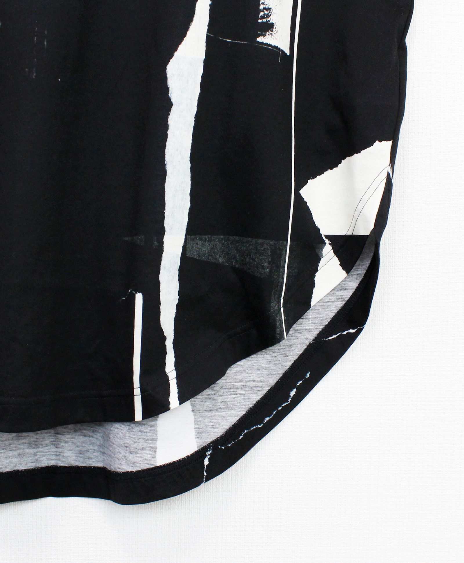 COTTON JERSEY TORN PATTERN HEM ROUND JUMBO T-SHIRT SHORT SLEEVES / WHITE [GP-T05-008-1]