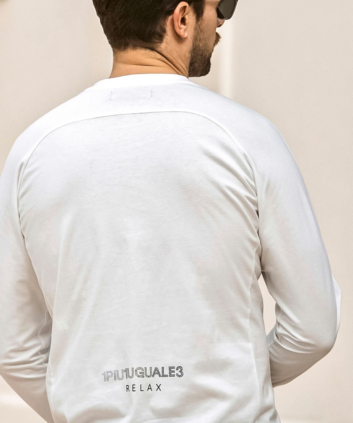 【ミッキーマウス】グラデーションラインストーンロングTシャツ / ホワイト【UST-25142】