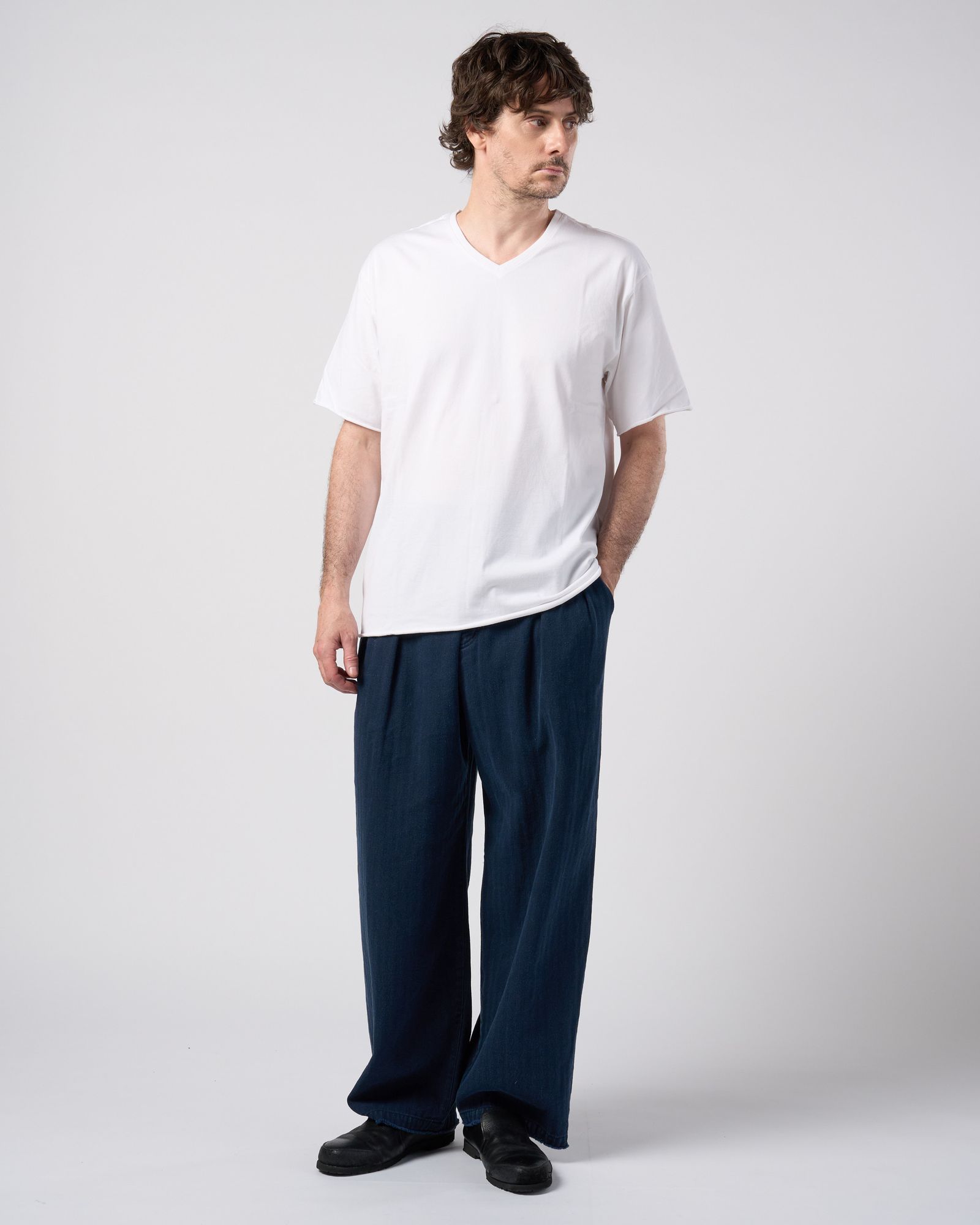 ☆先行予約☆ wjk  / カットオフVネック半袖Tシャツ / cut-off V-neck S/S / white【7002 js01k】