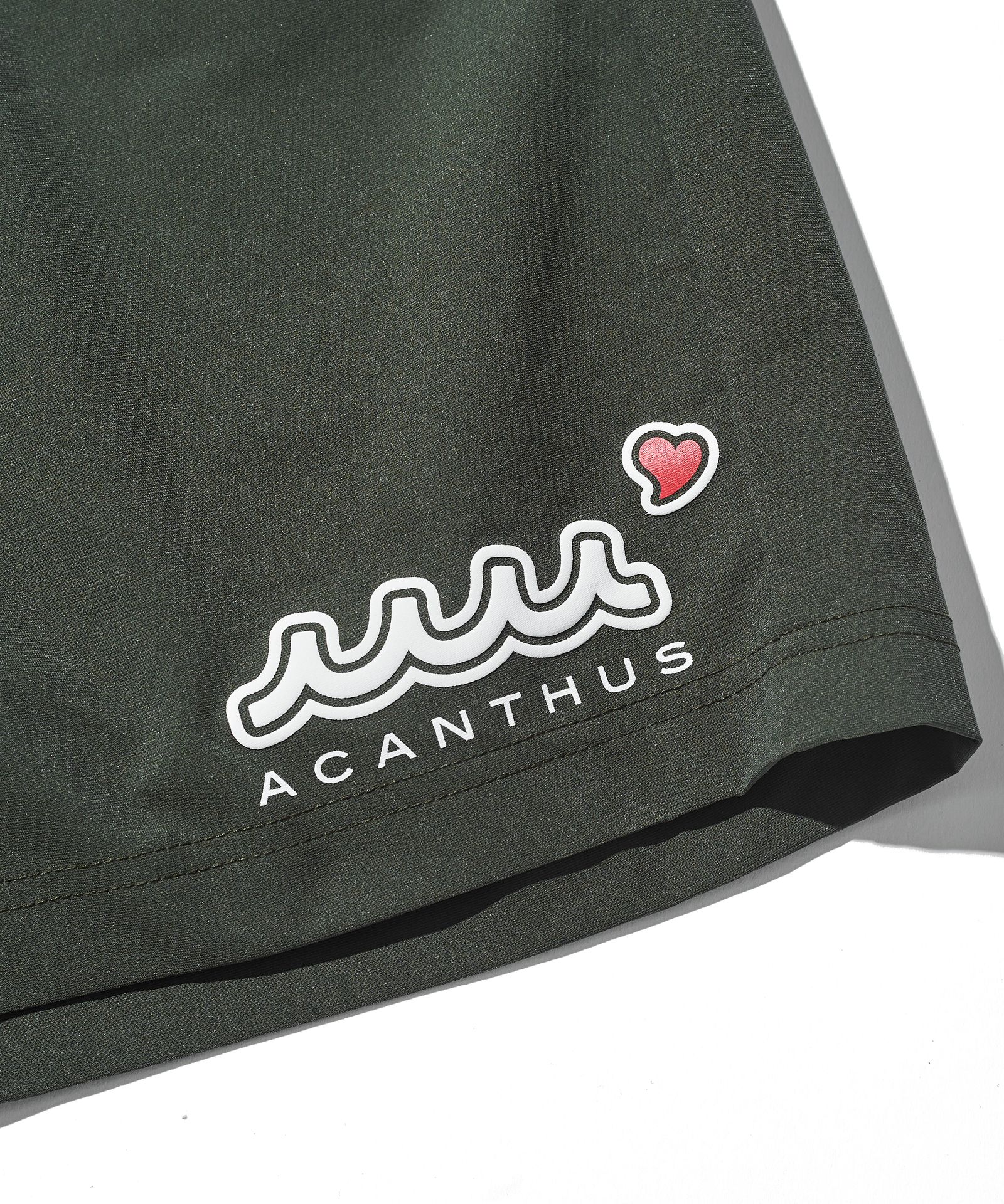 ACANTHUS × muta MARINE / muta sweet logo shorts / ショートパンツ / KHAKI【MA2527】