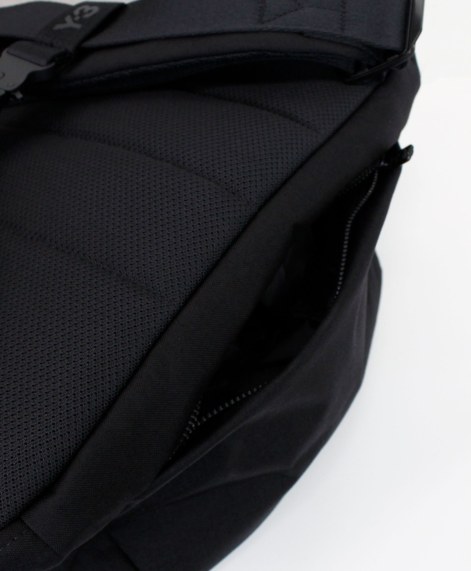 バックパック / Y-3 BACKPACK / BLACK [JW6215-ACCA25]